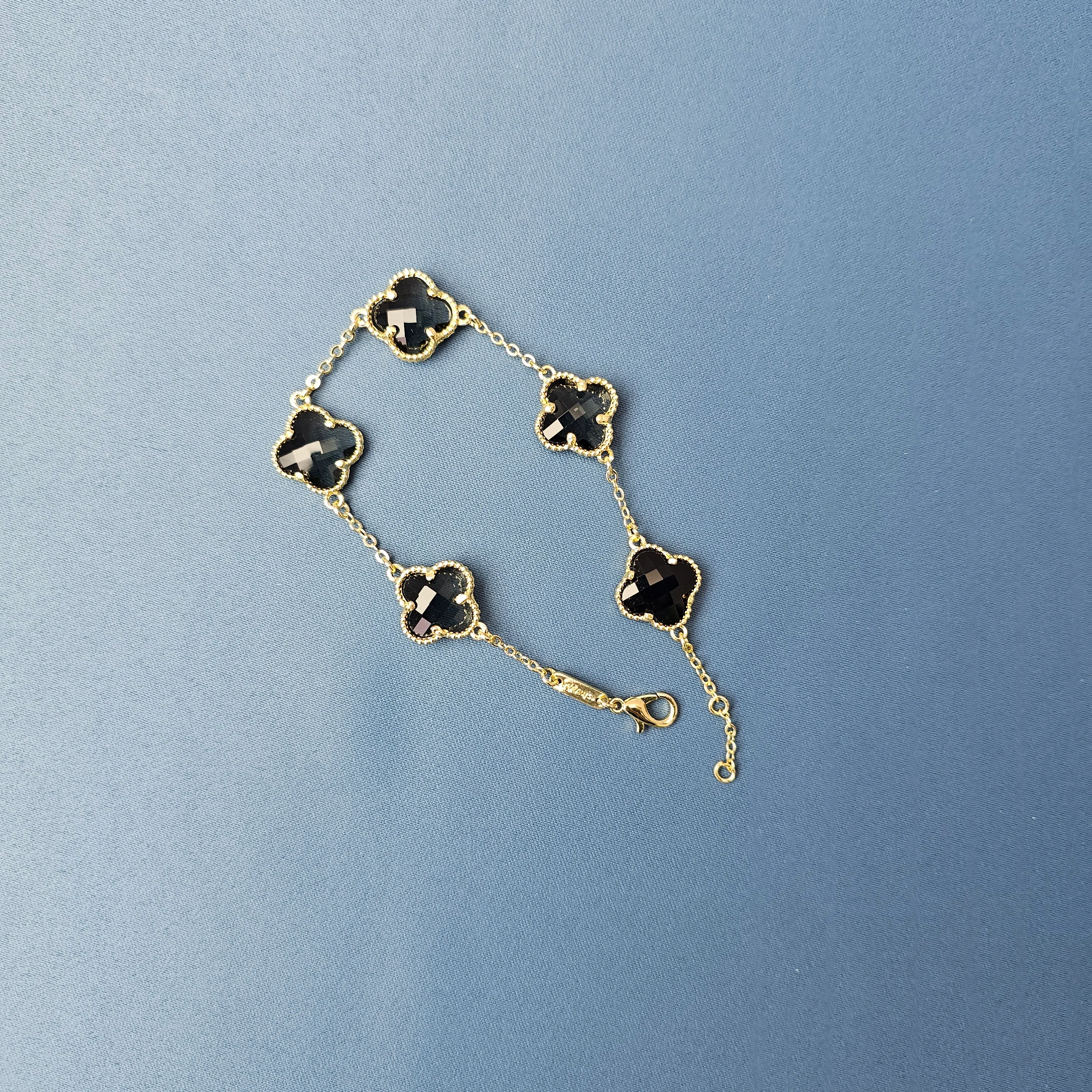 Byzylyk Femrash Çeliku Stainless Steel Ngjyre Gold Women Bracelet