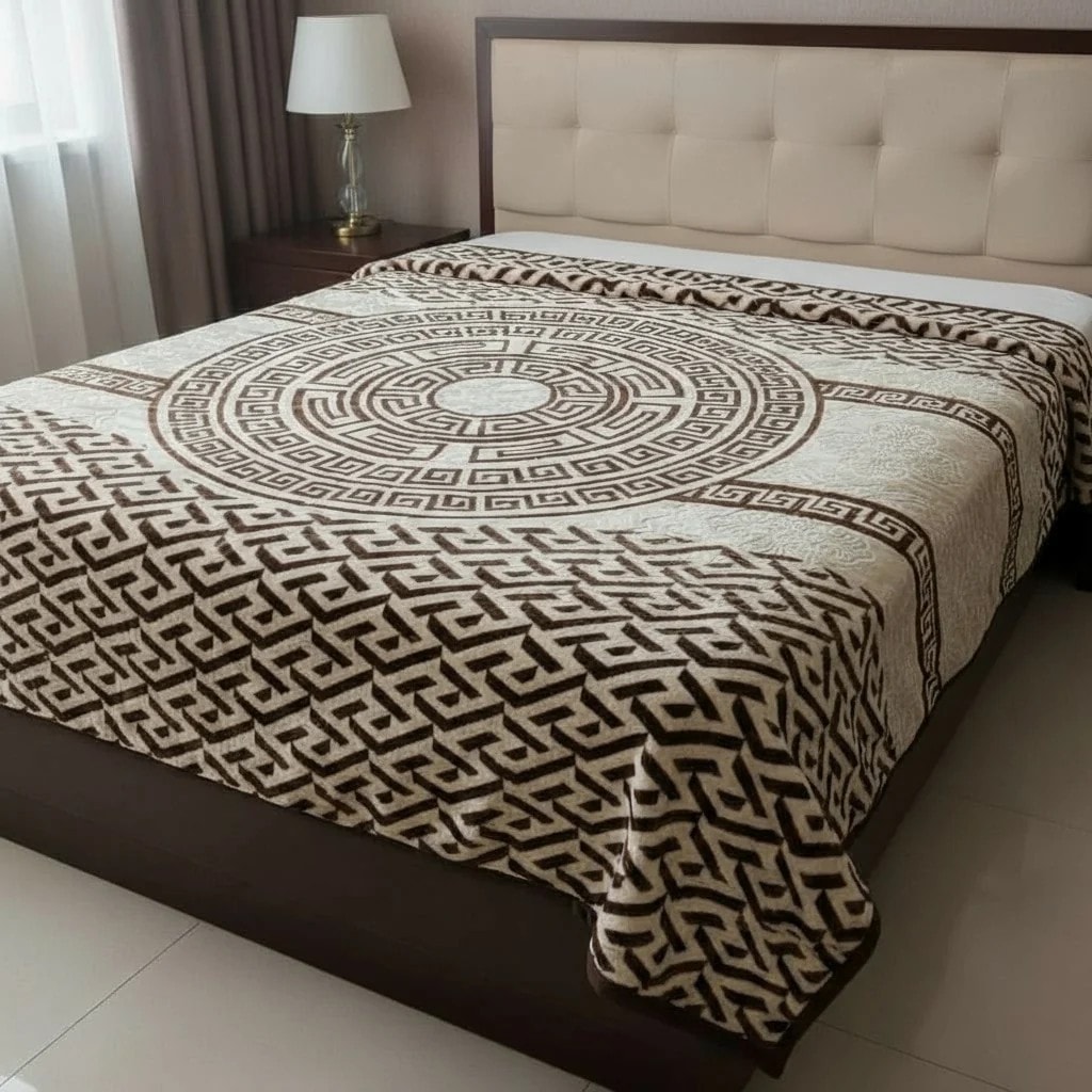 Batanije e Bute Dyfletesh Ngjyre Bezhe me Dizajn Kaf Dopio 220x240cm 4.5kg Outlet Blanket