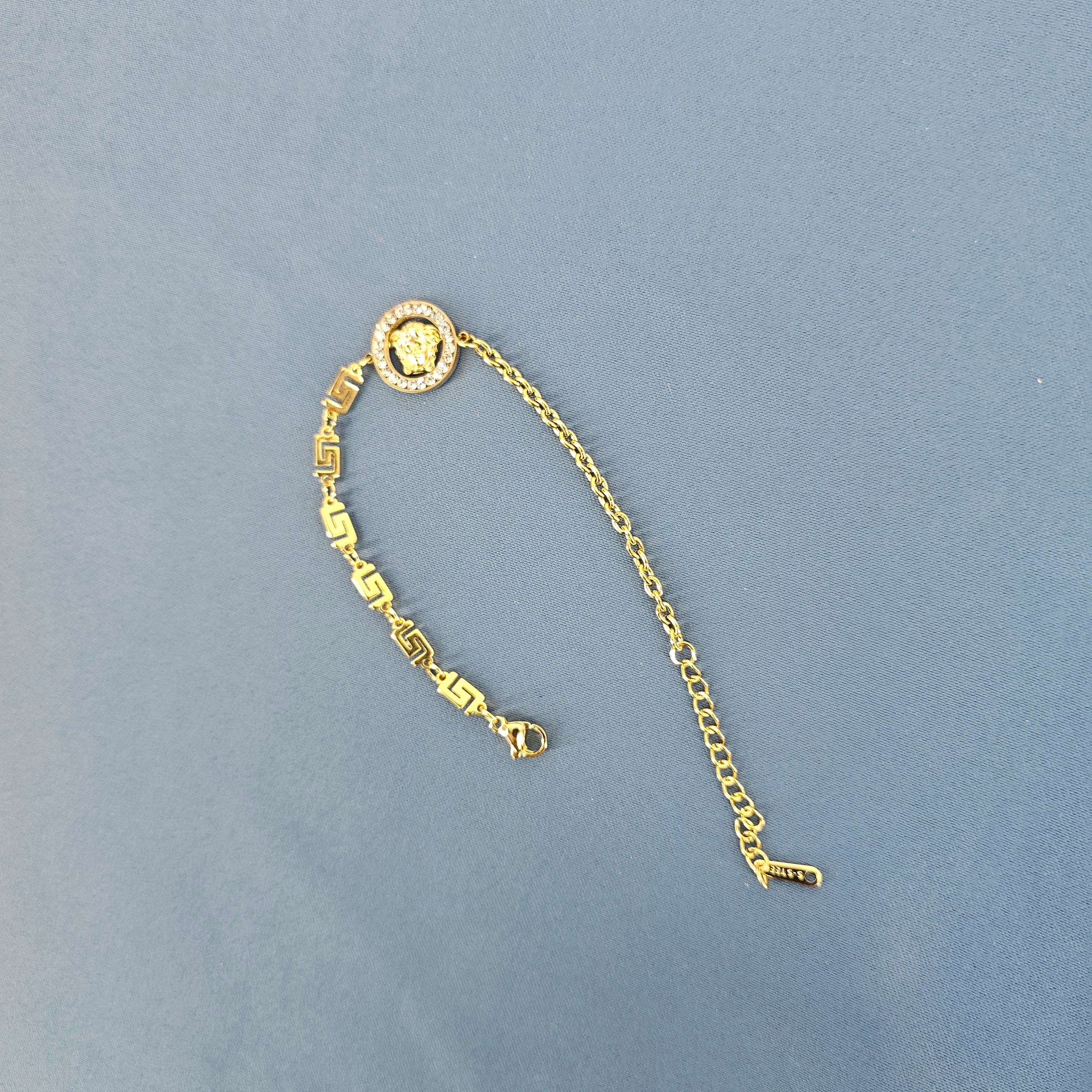 Byzylyk Femrash Çeliku Stainless Steel Ngjyre Gold Women Bracelet