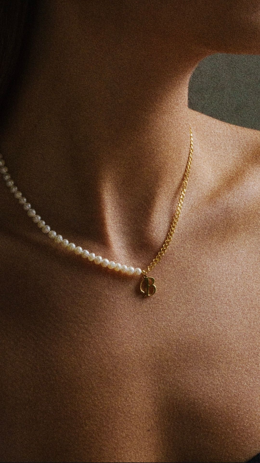 İncili Kalın Zincir Harf Kolye