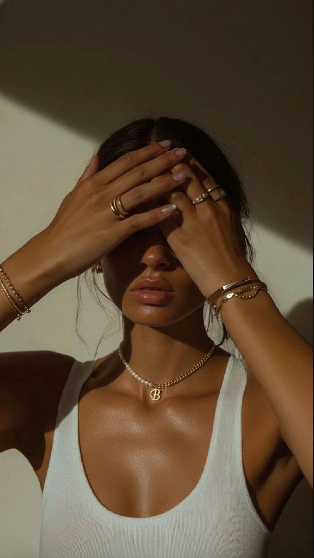 İncili Kalın Zincir Harf Kolye