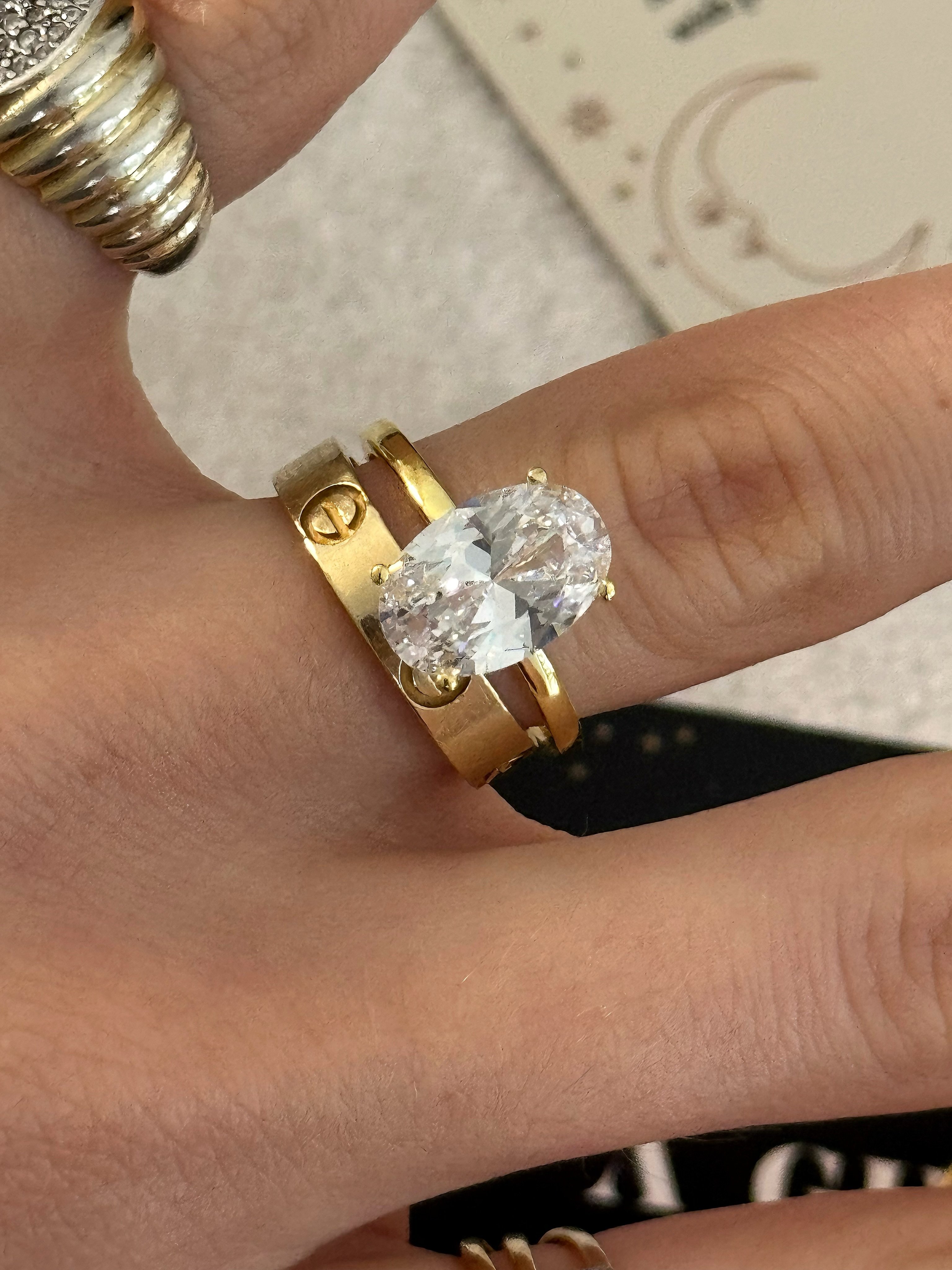 925 | Oval Swarovski Yüzük