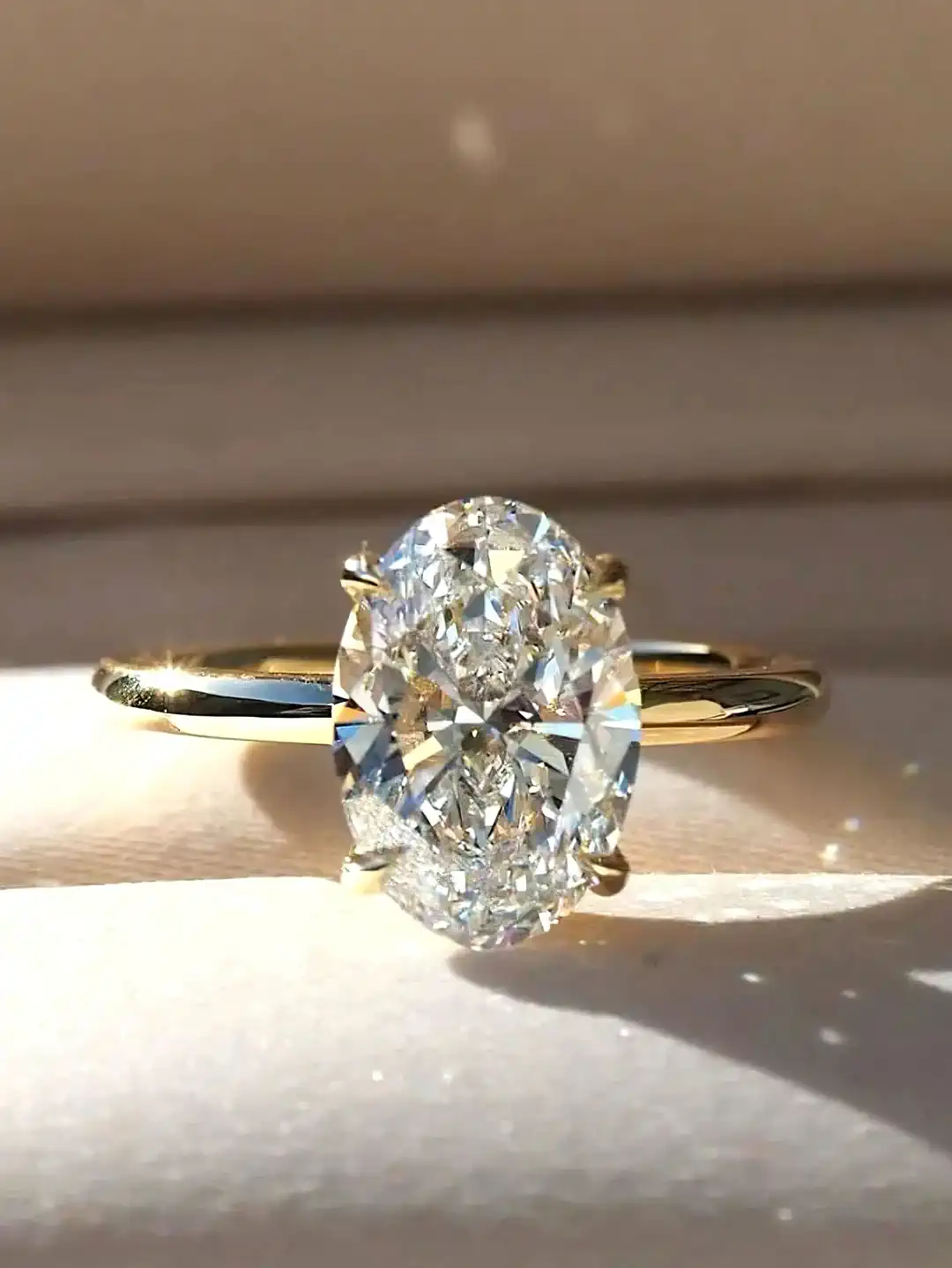 14 AYAR ALTIN | Oval Taşlı Yüzük | 4.5 ct 