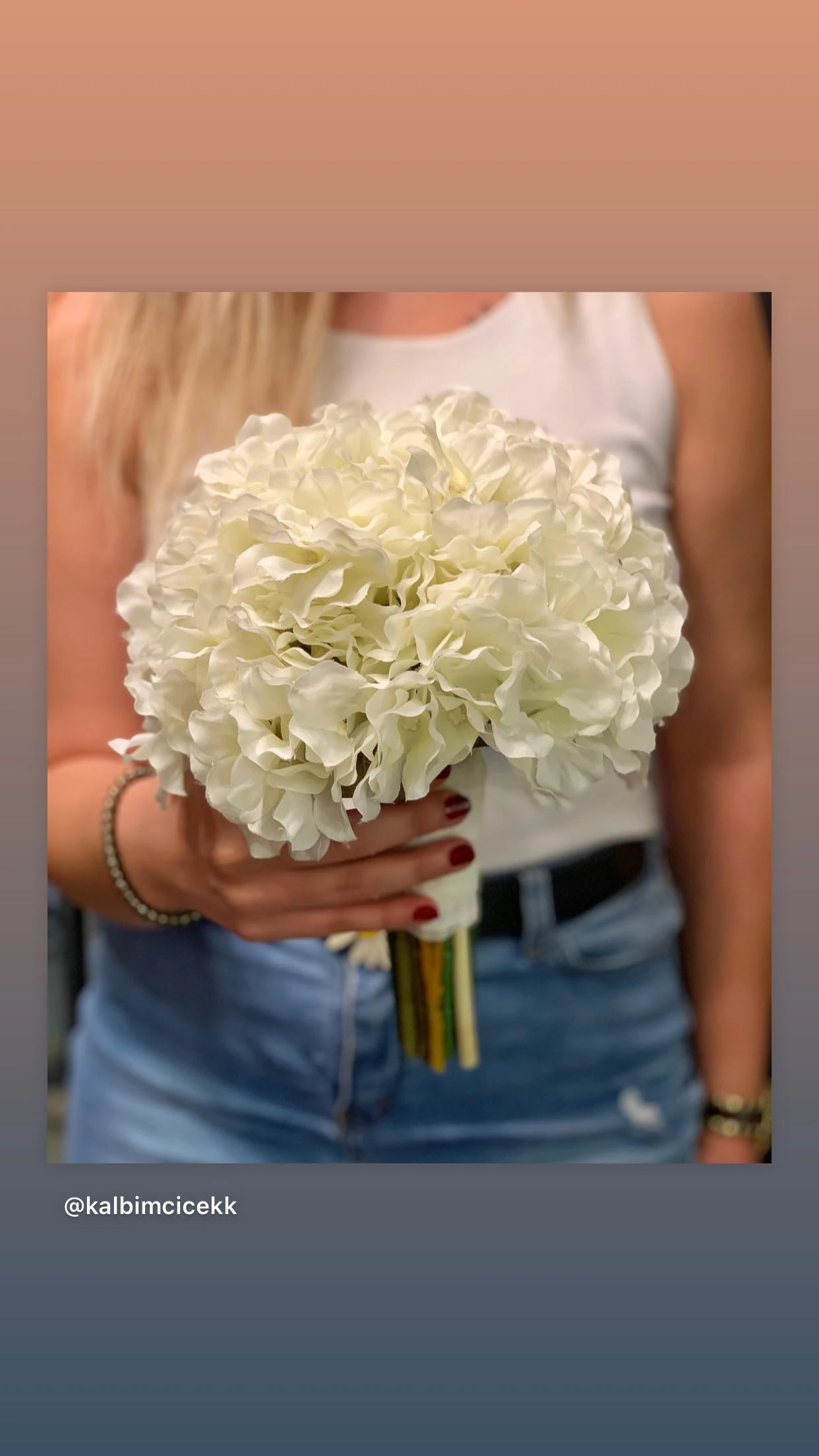 Yapay Beyaz Ortanca Gelin Buketi