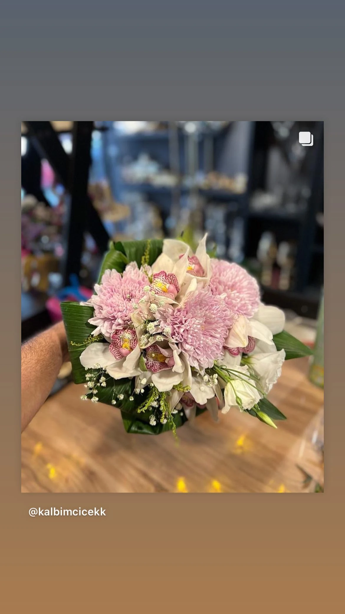 Canlı Çiçek Gelin Buketi