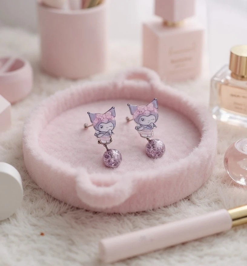 Kuromi Deliksiz Kıstırmalı Küpe