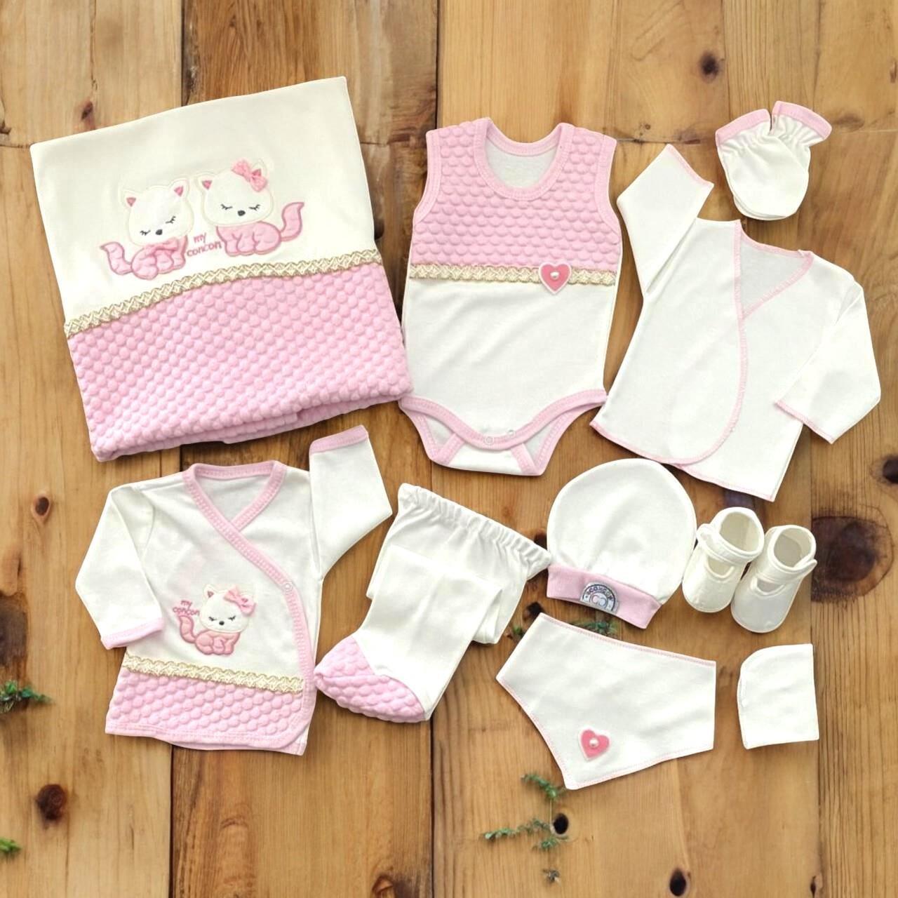 Kedili Kız Bebek Hastane Çıkışı 10lu Set