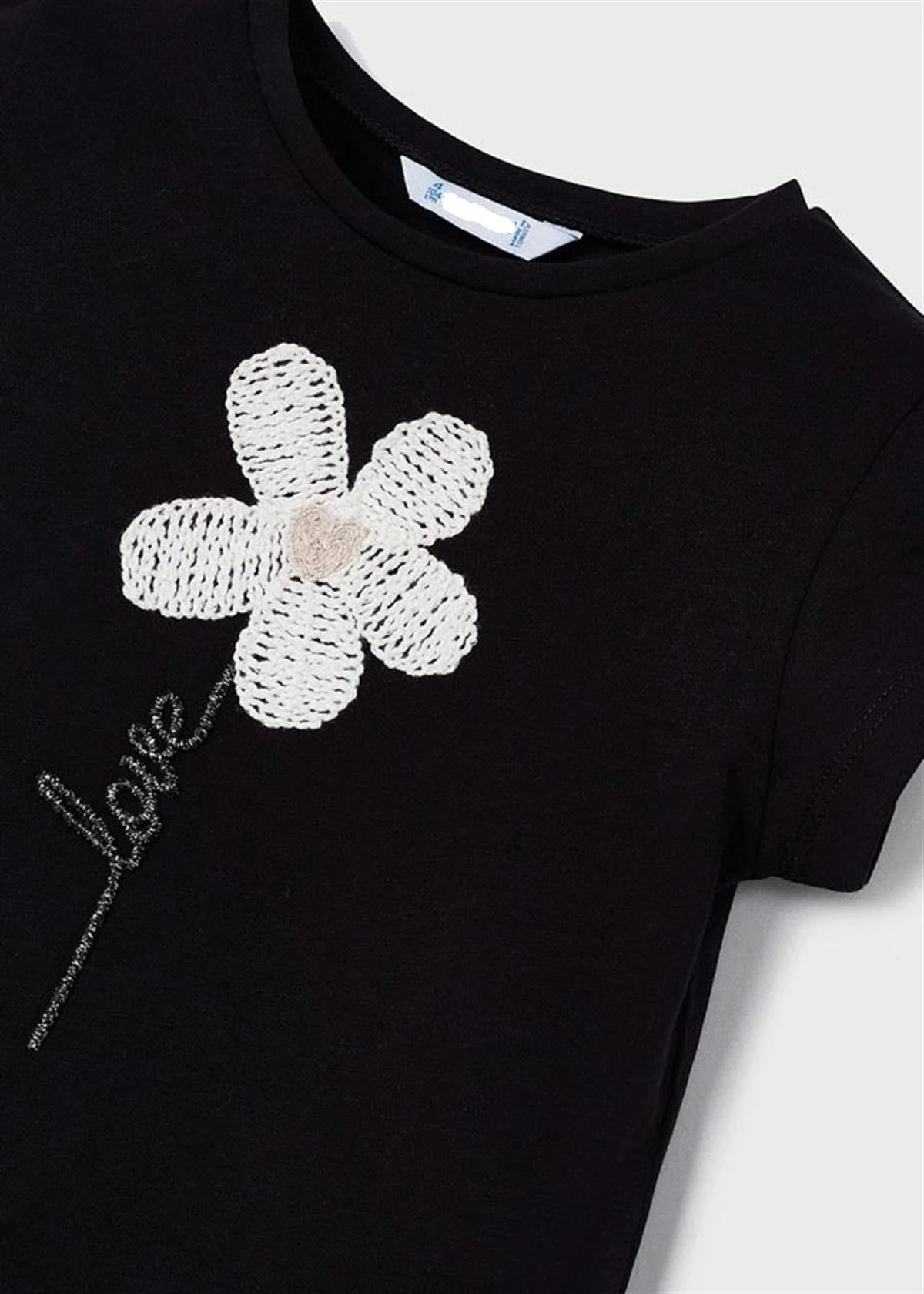 Çiçek Nakışlı Kız Çocuk Tişört