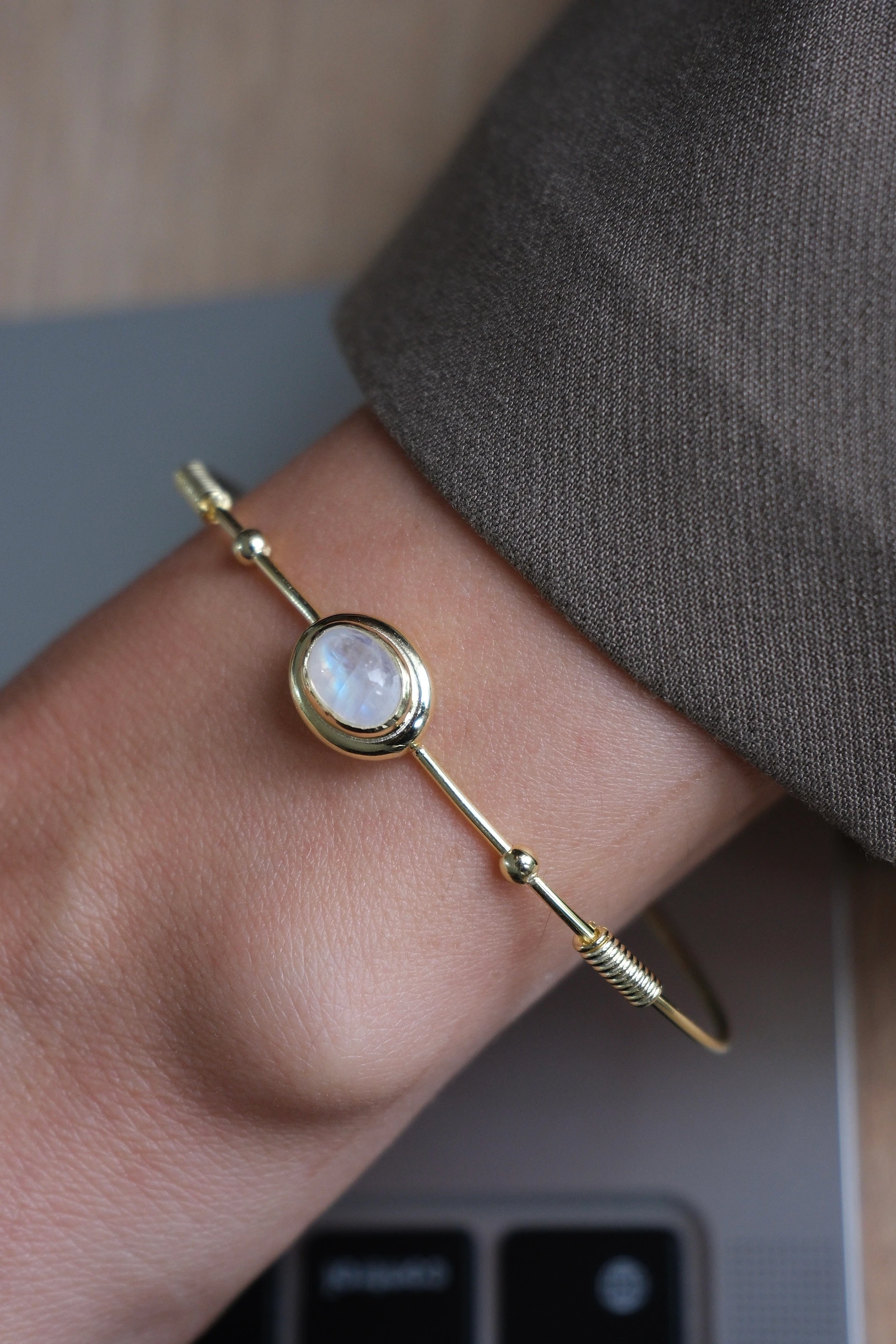 aytaşı kelepçe bileklik (gold)