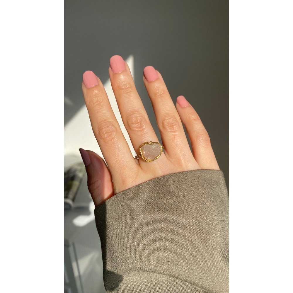 PEMBE KUVARS ‘PEERESS’ İŞLENMEMİŞ HAM DOĞAL TAŞ YÜZÜK
