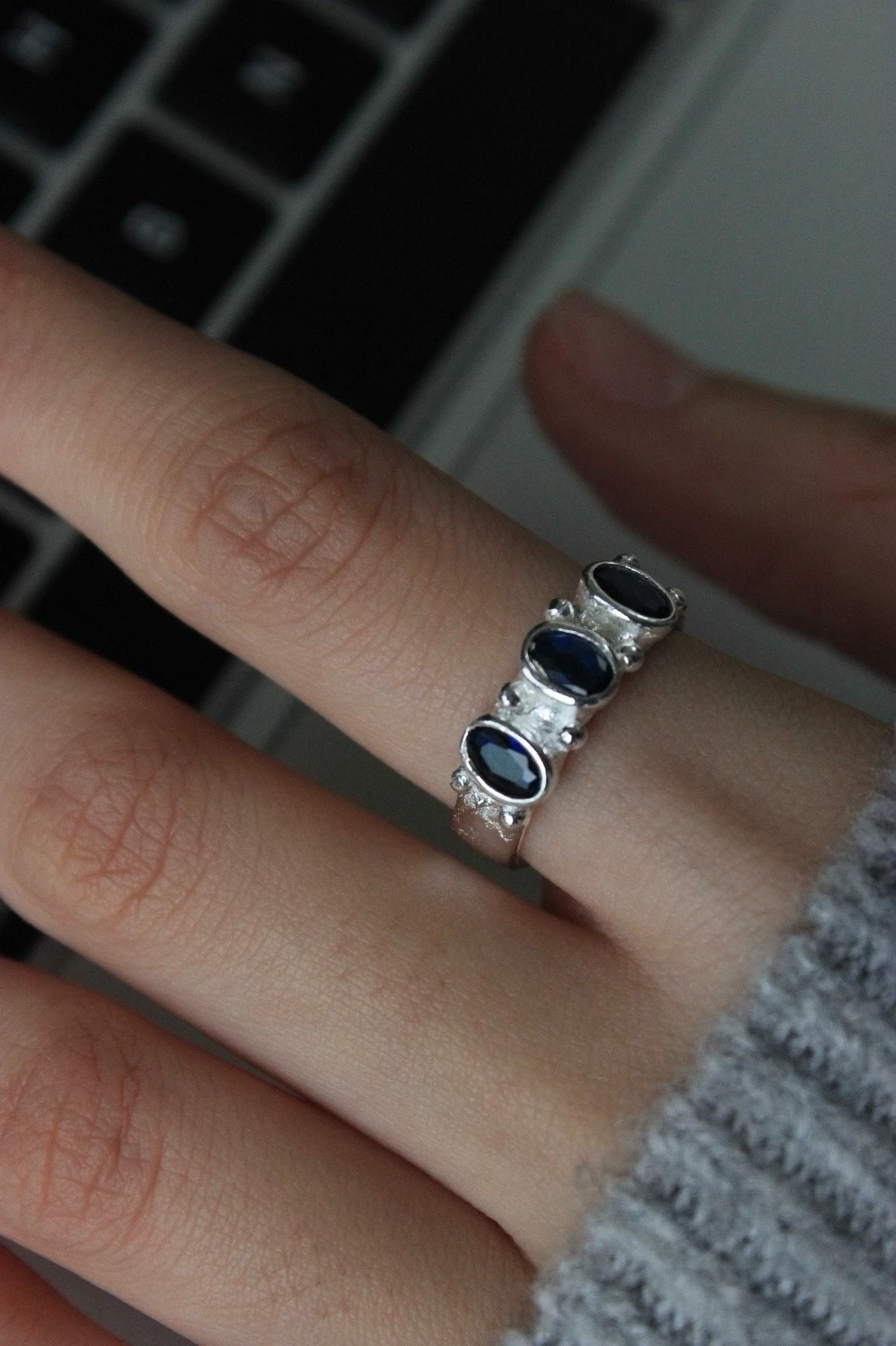 crown (blue sapphire) 