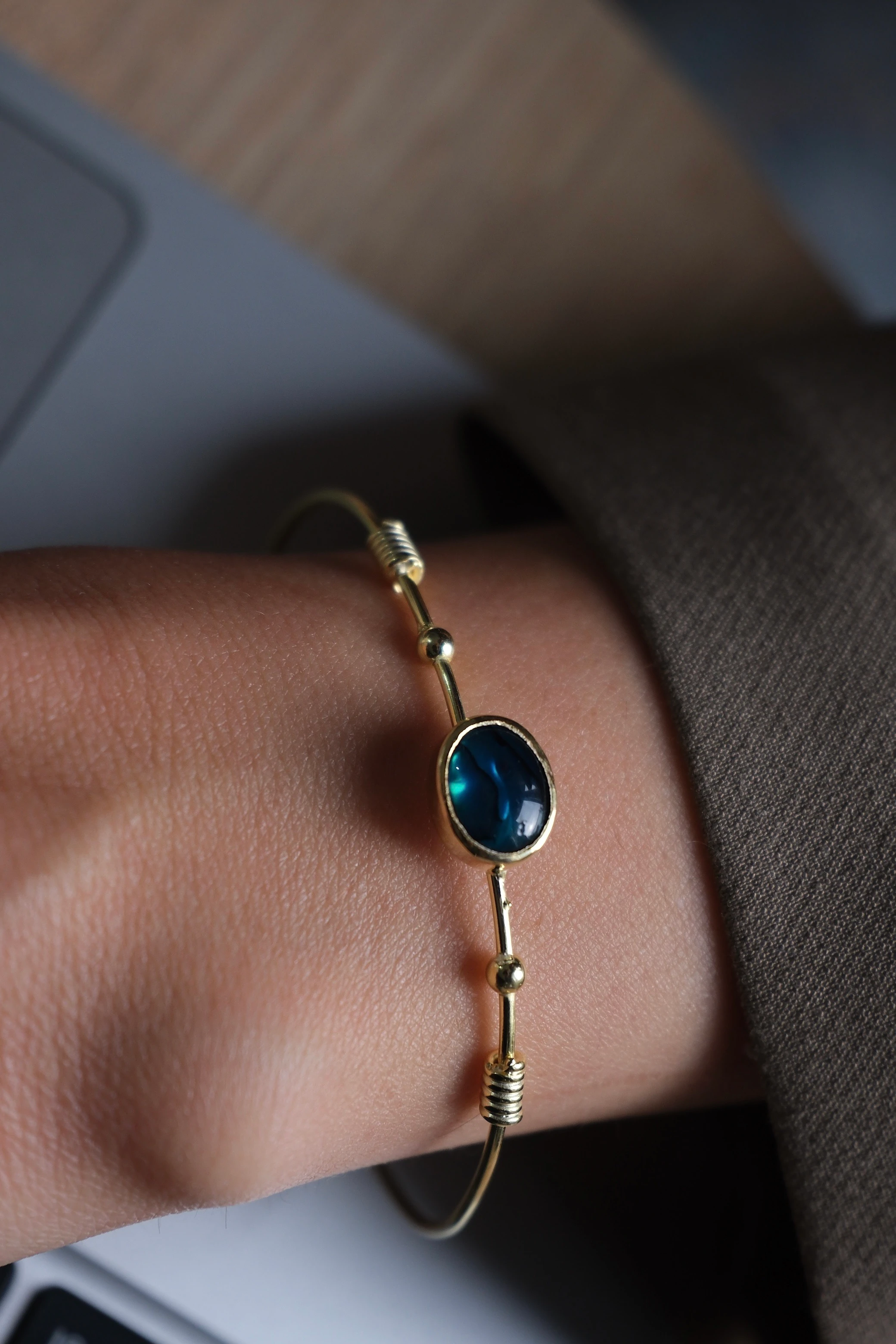 mavi sedef kelepçe bileklik (gold)