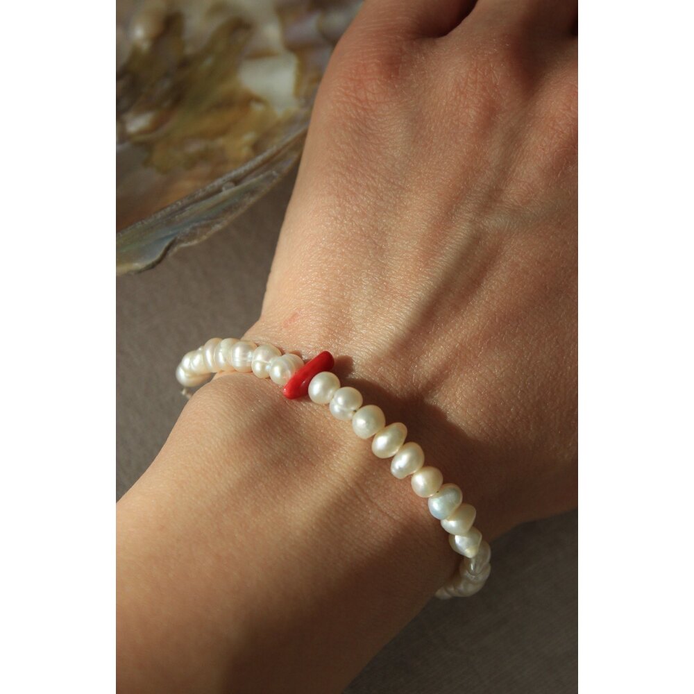 Perla Coral Bracelet