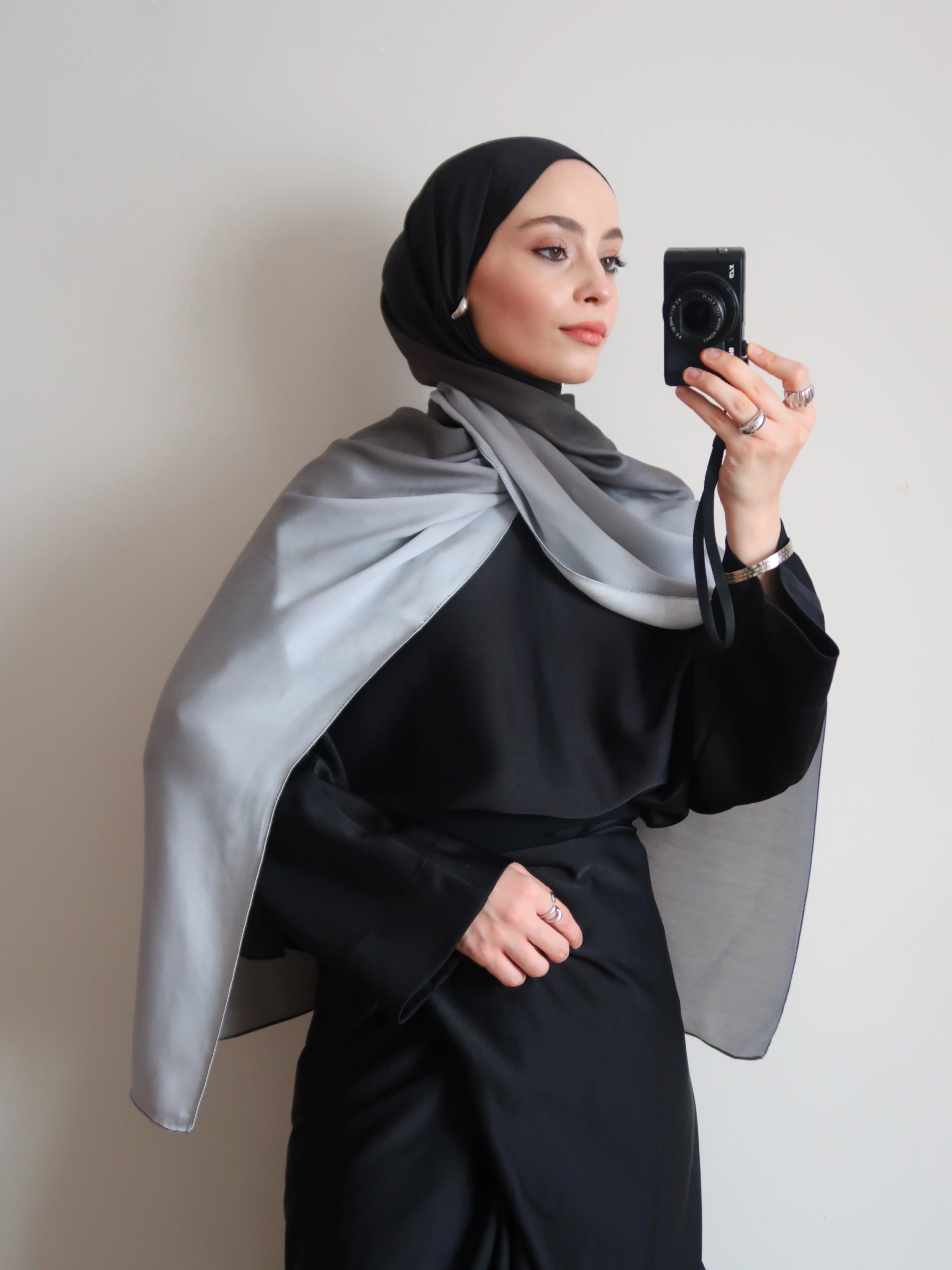 Lovury İpeksi Şal Degrade Siyah - Gri