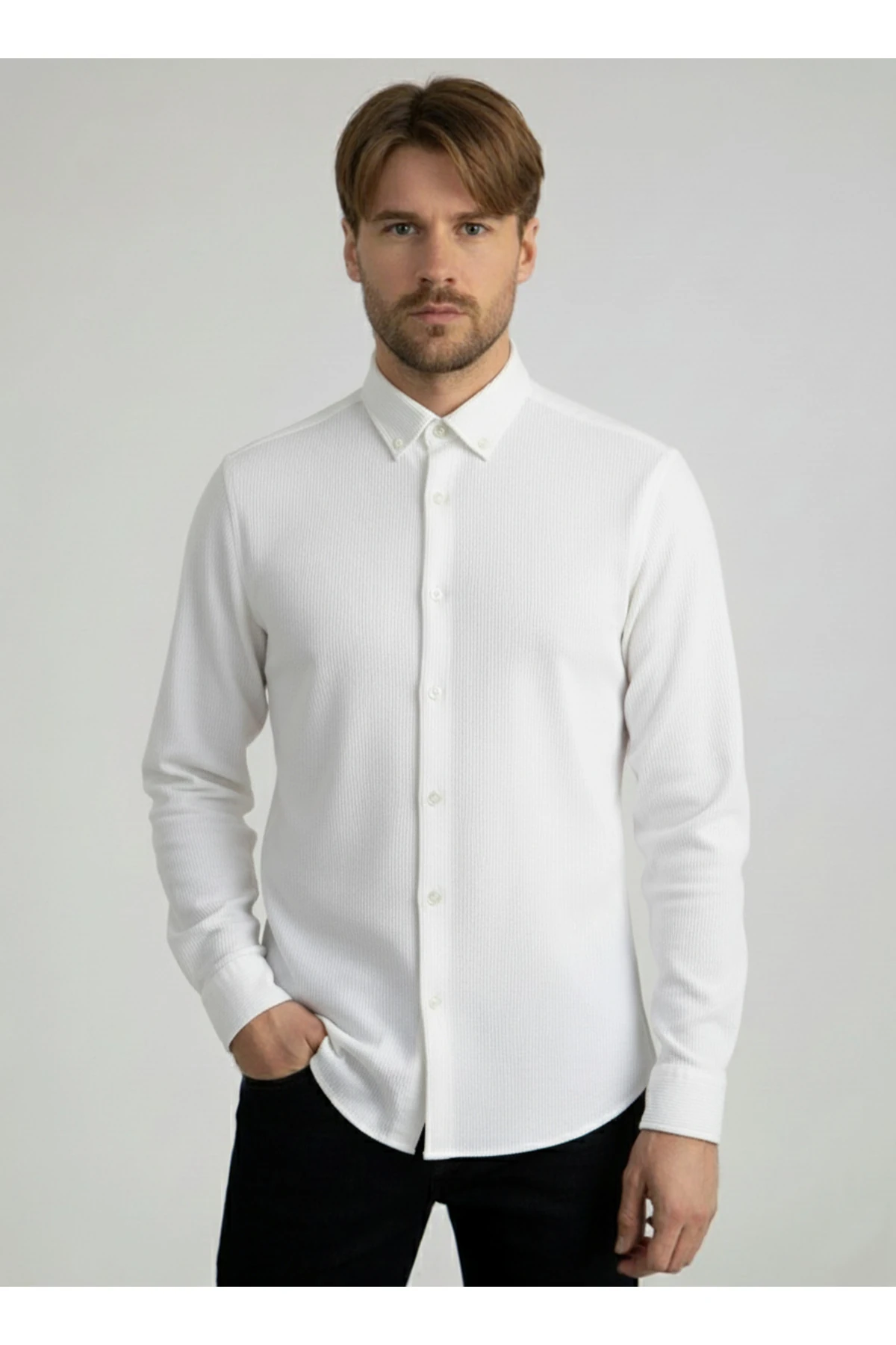 Erkek Gömlek Kırışık Kumaş Dokulu Uzun Kol Dar Kesim Beyaz Erkek Gömlek