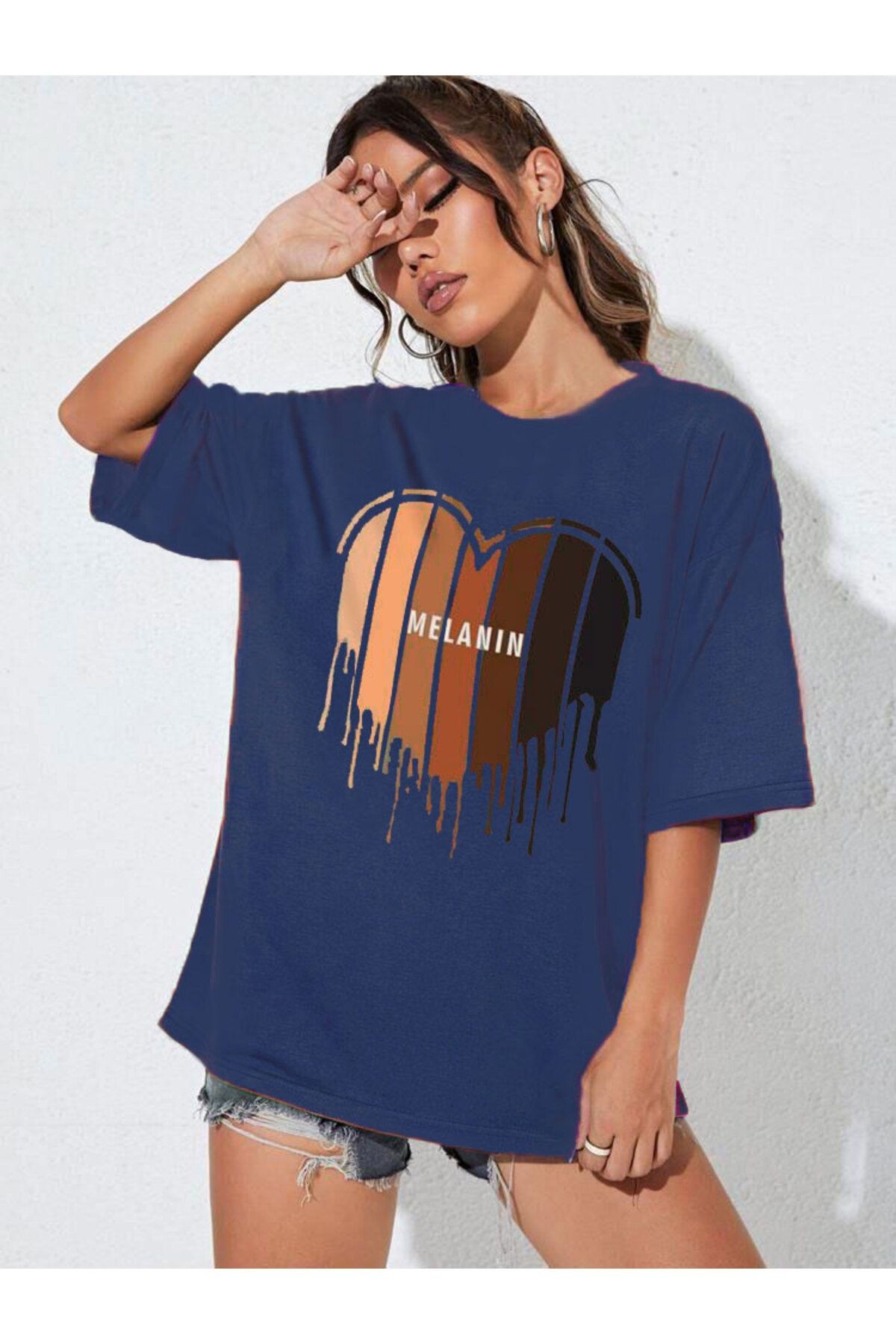 Melanin Kalp Baskılı Kadın Tshirt