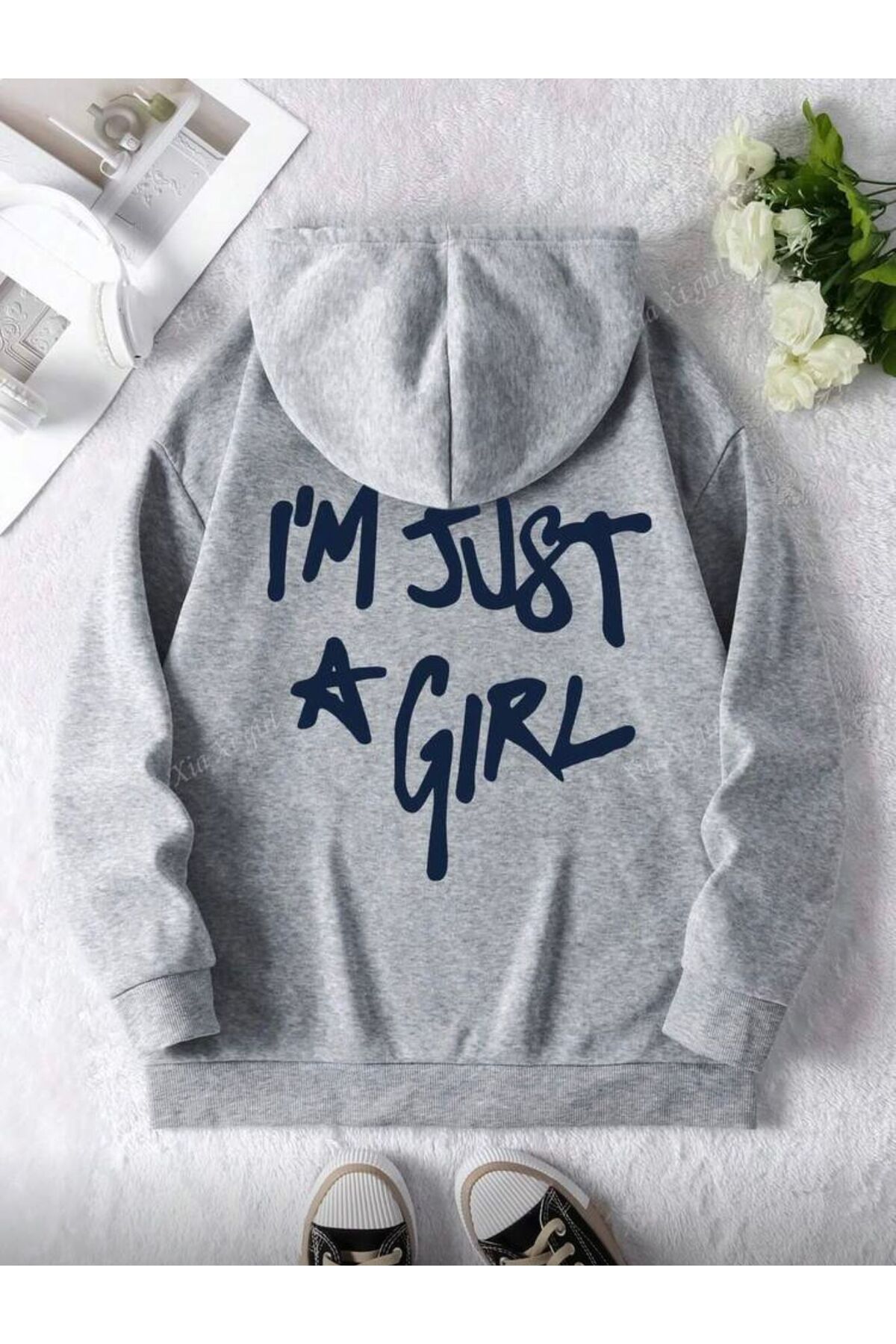 Arka Baskı Detaylı İçi Polarlı Kapüşonlu Sweatshirt