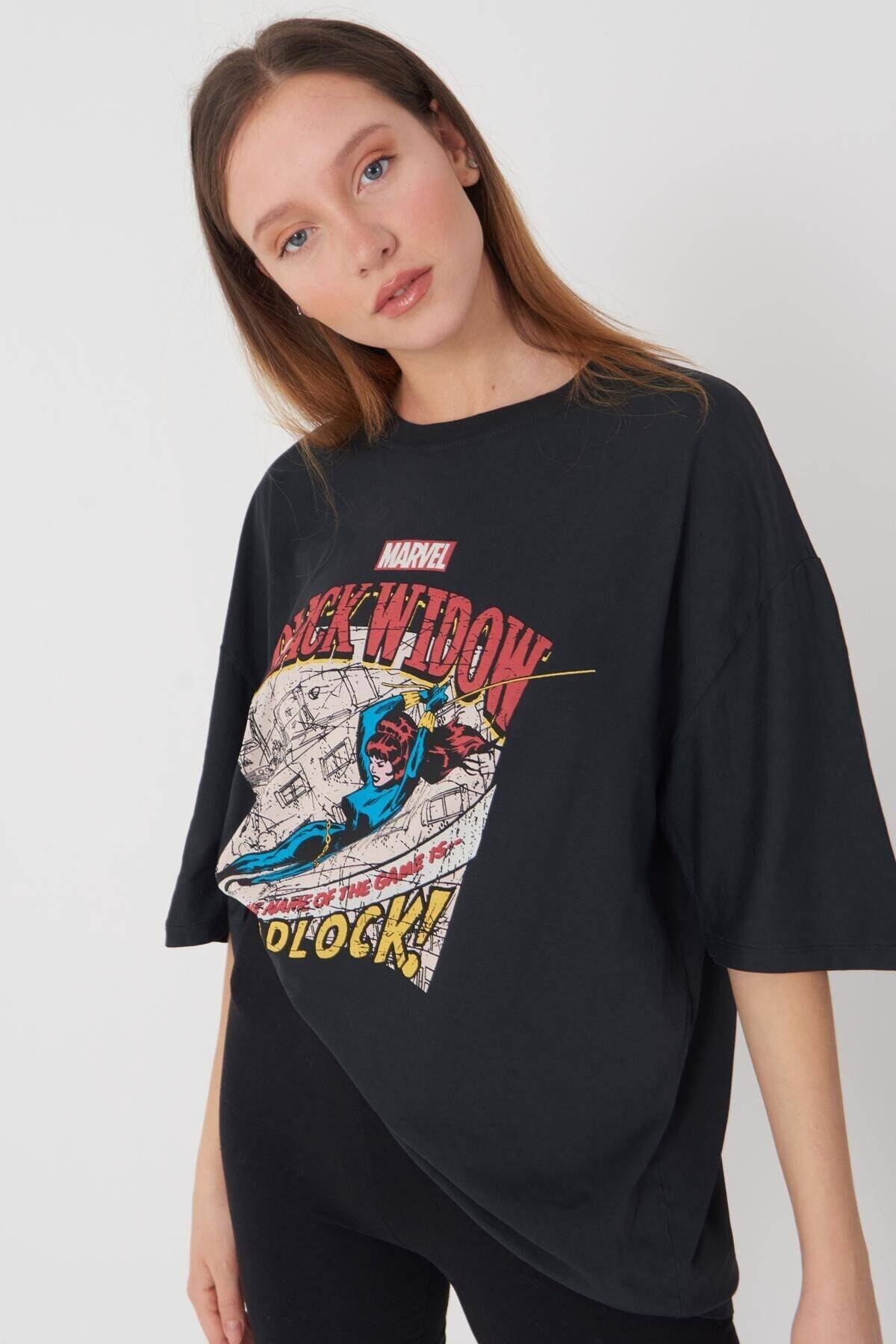 Blackwıdow Baskılı Tshirt
