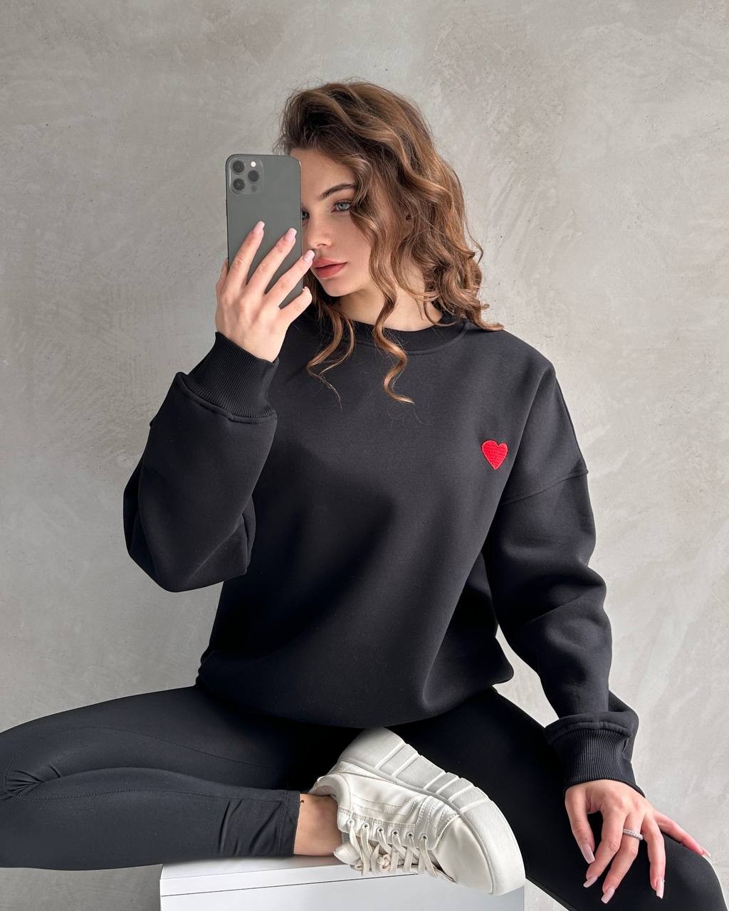 Kadın Kalp Detaylı Şardonlu Basic Oversize Sweatshirt