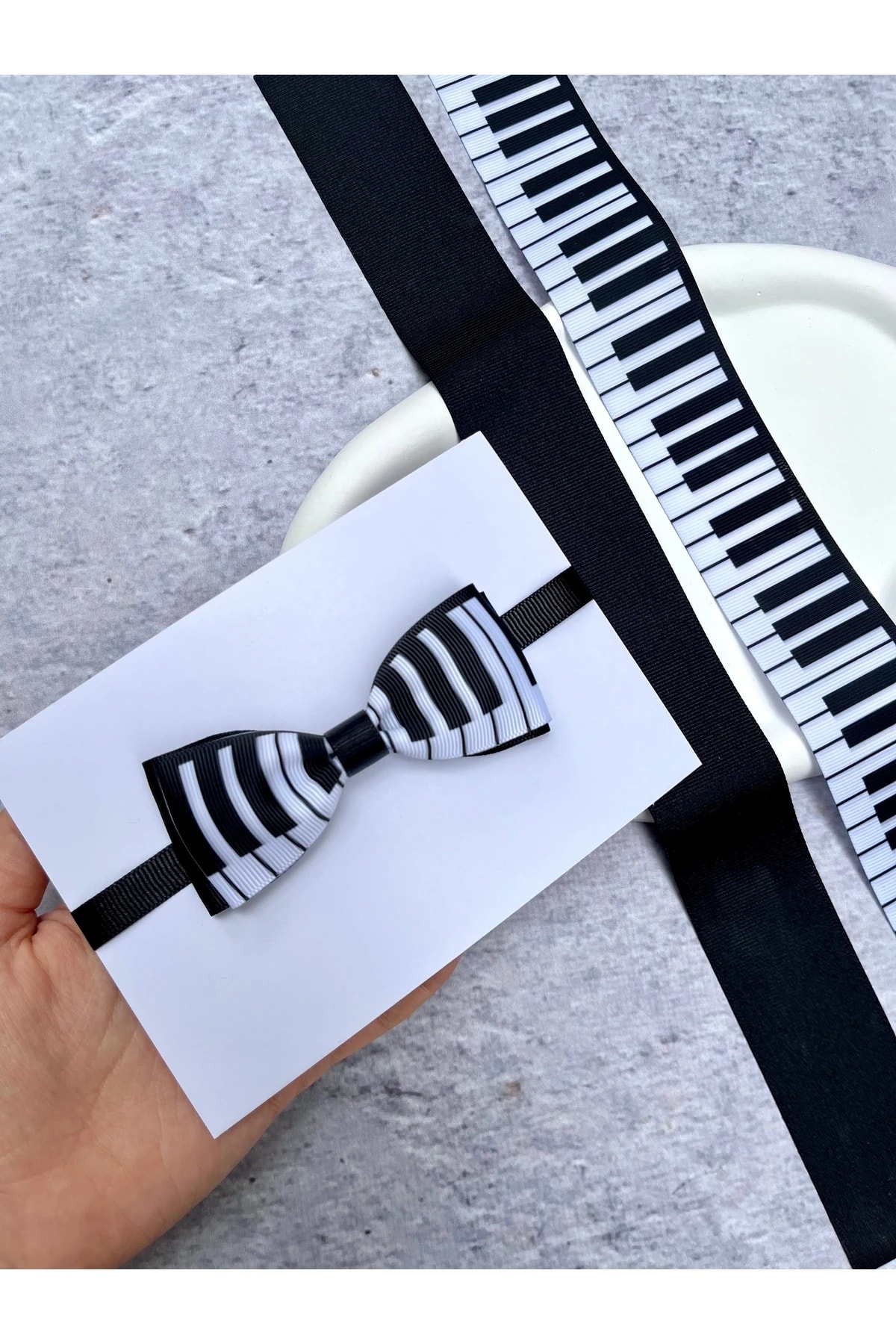 Piyanolu Müzik Temalı Erkek Çocuk Papyon