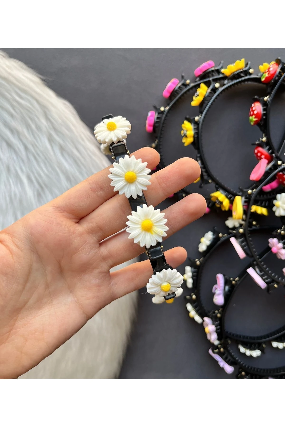 Şekilli Pensli Taç - Papatya