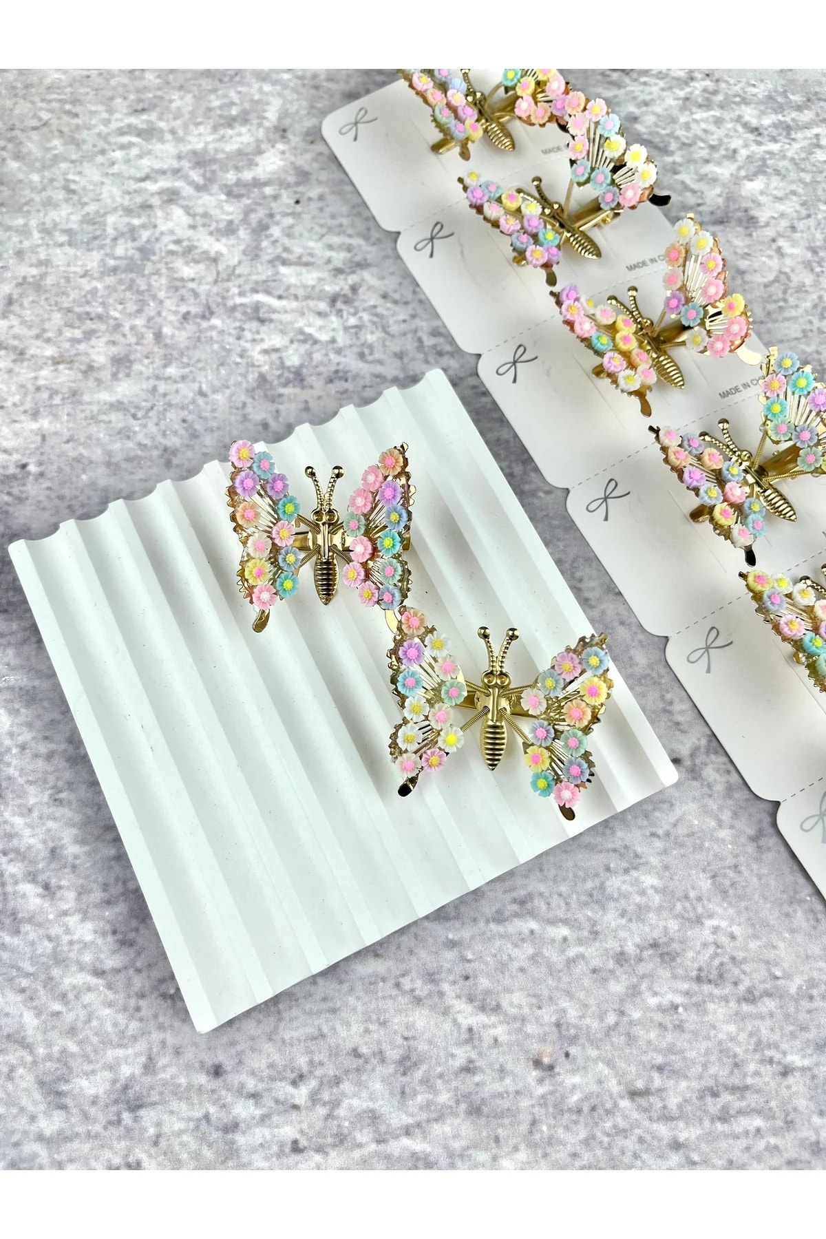 Kelebekli Hareketli Toka 1 Çift Yarmagül Toka