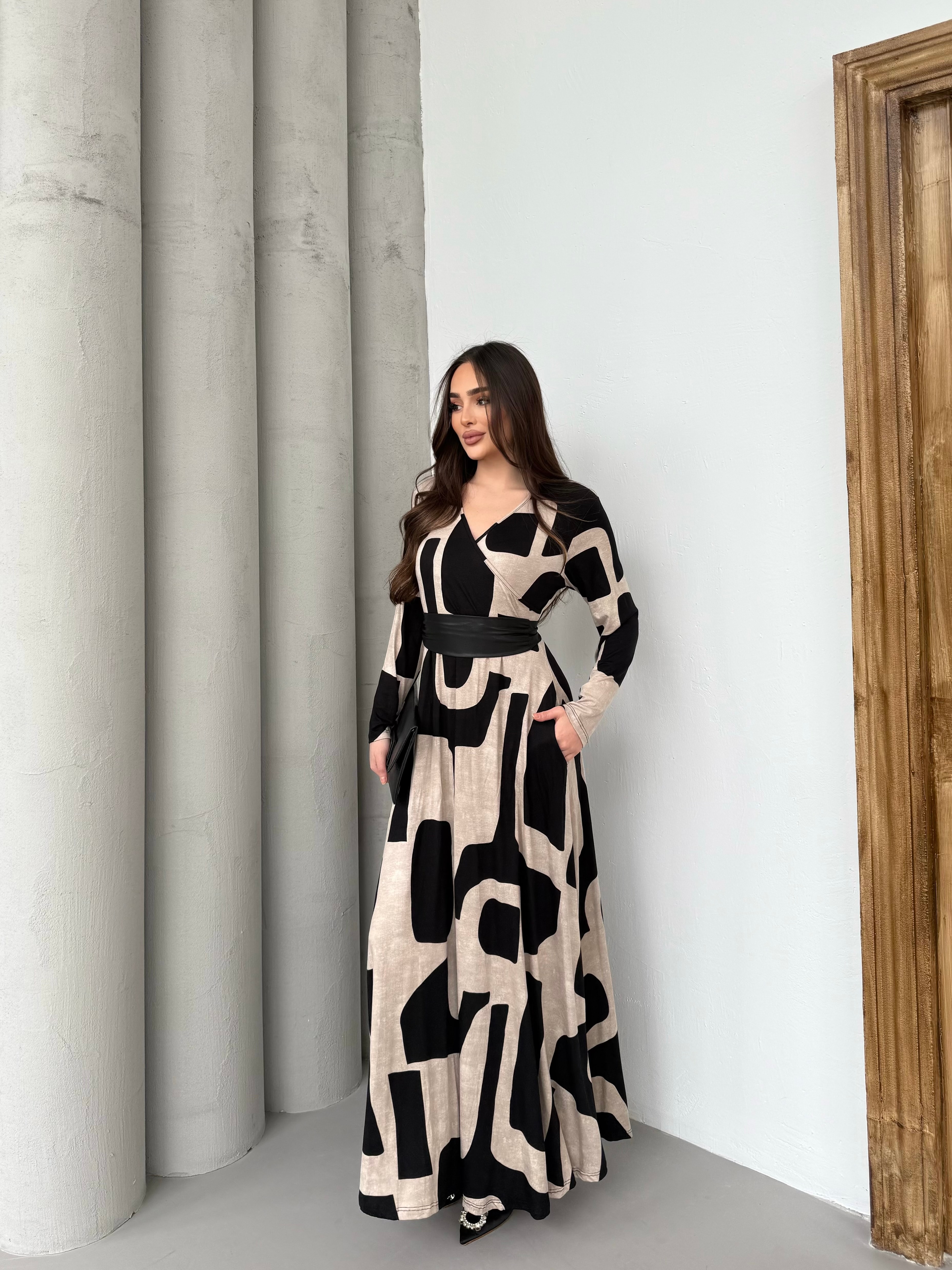 1028 Parçalı Kemerli Maxi Elbise