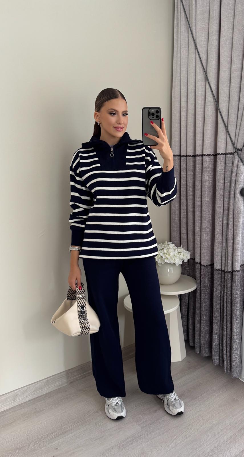 Fermuarlı Çizgili Triko Takım 