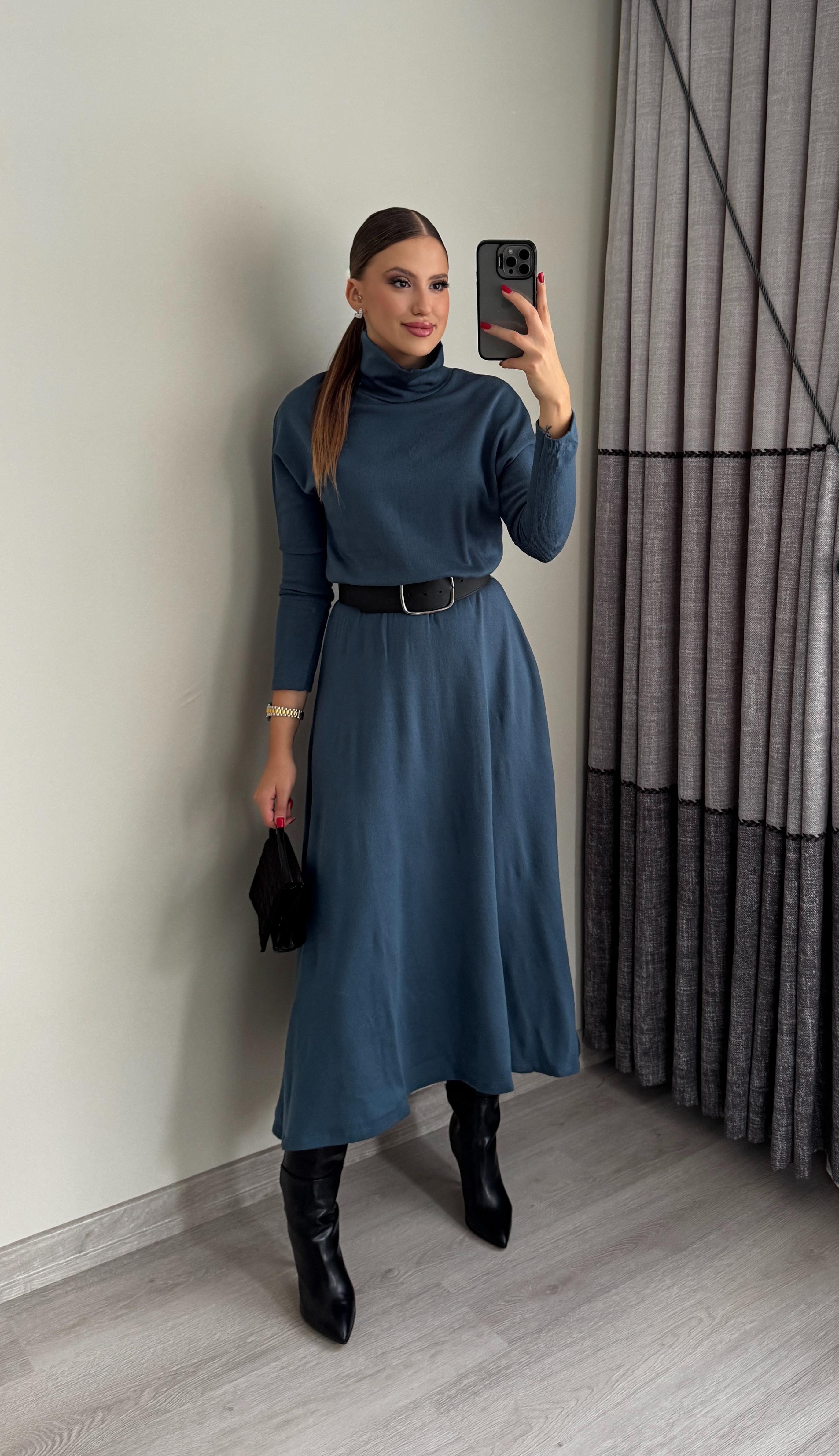 Maxi Balıkçı Yaka Kemerli Triko Elbise