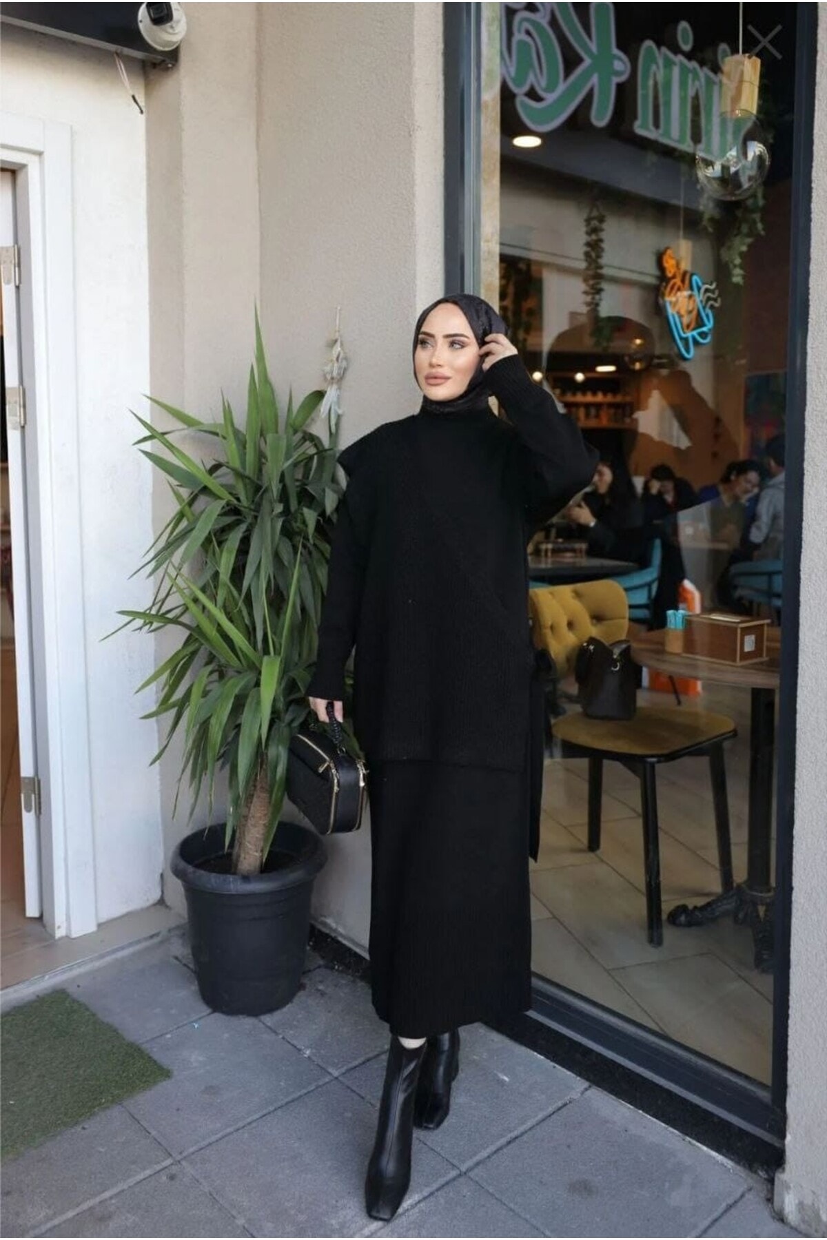 Siyah