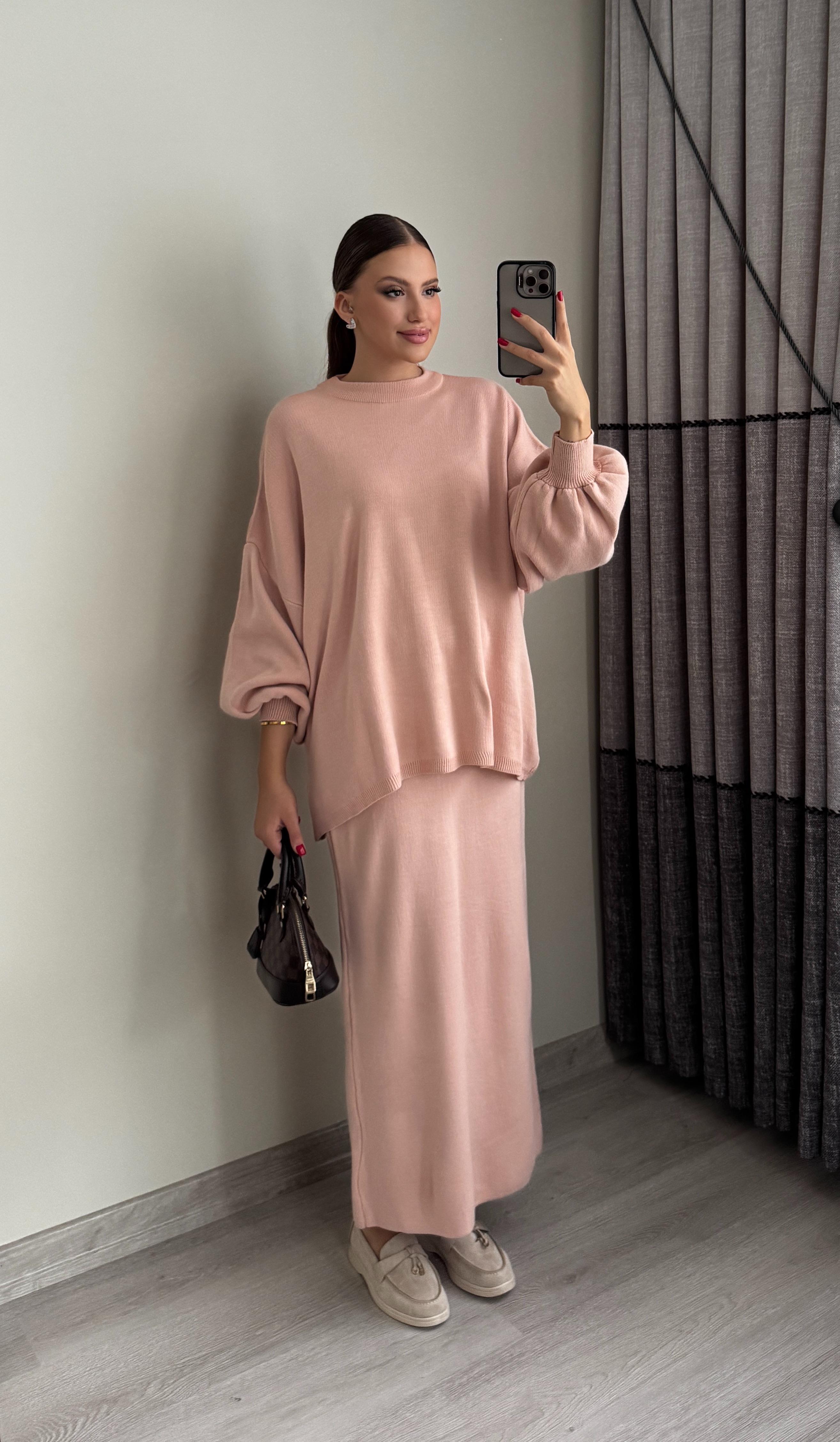 Balon Kol Etekli Triko Takım