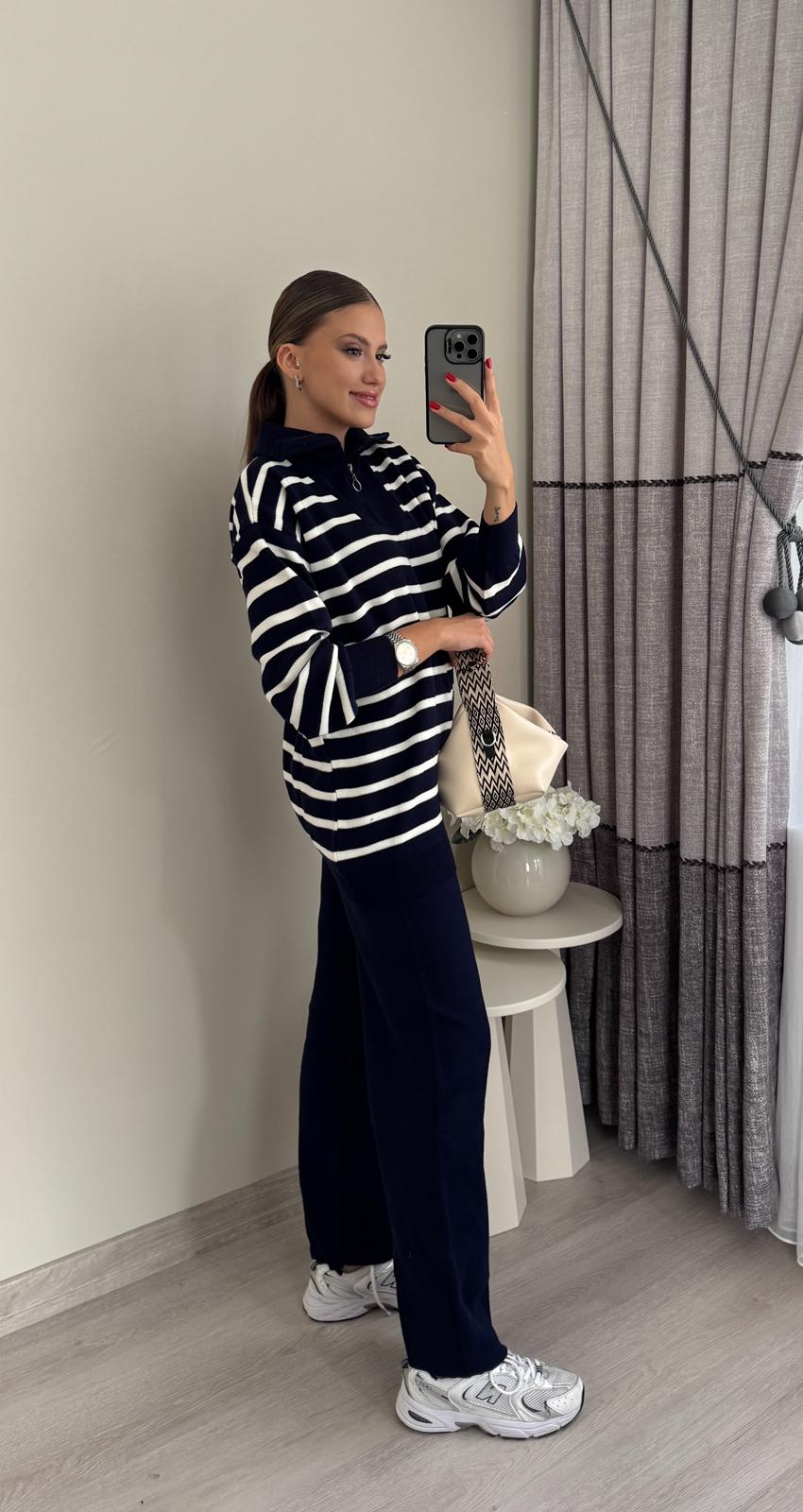 Fermuarlı Çizgili Triko Takım 