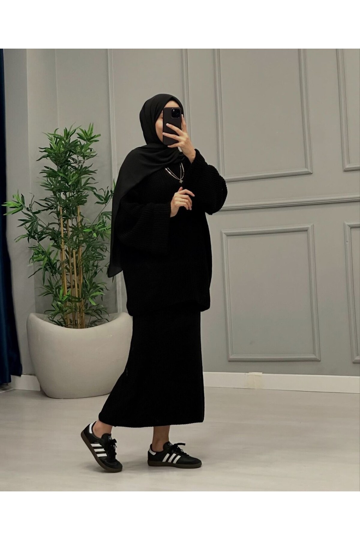 Siyah