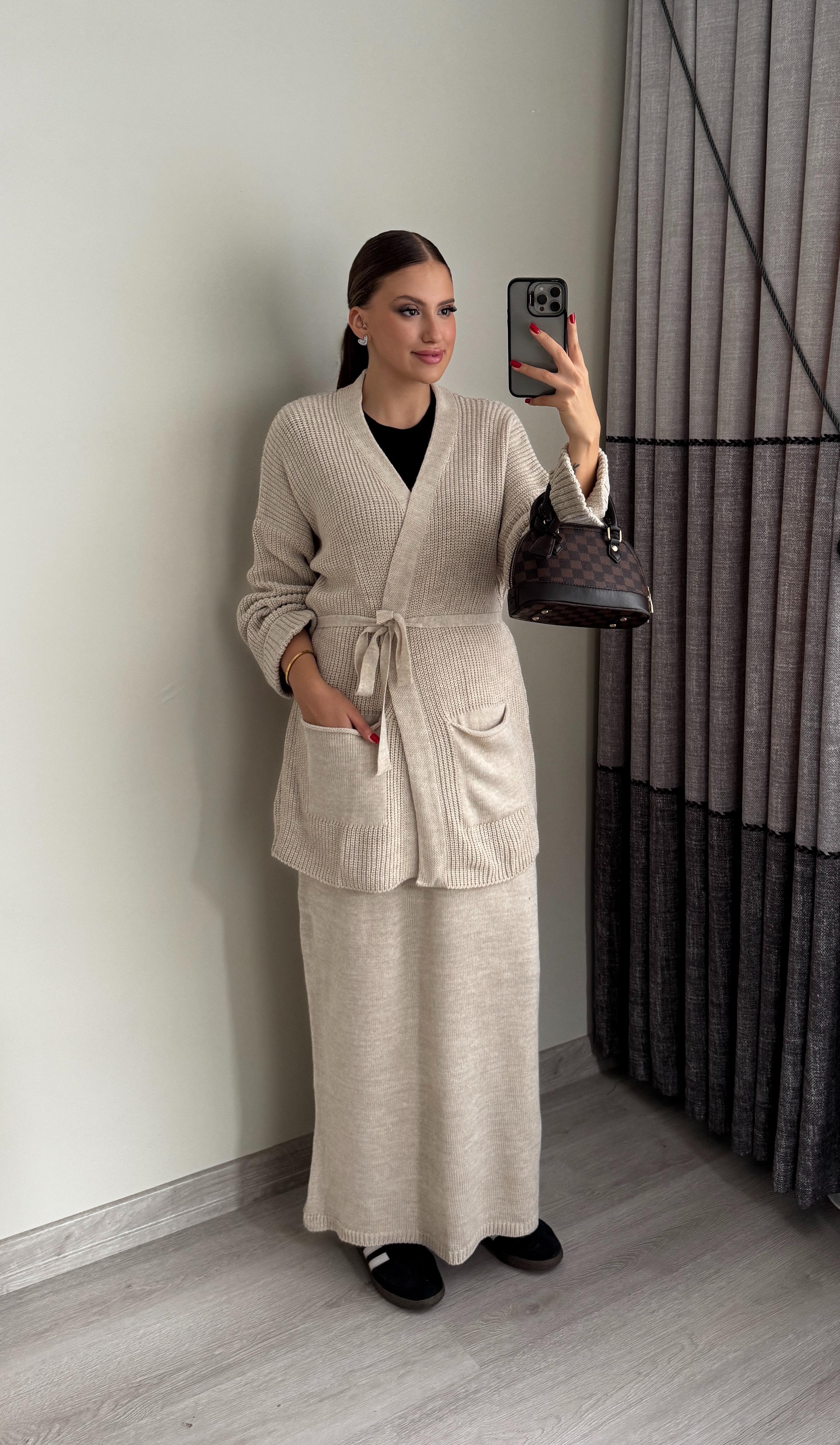 Hırka Etek Kuşak 3 lü Triko Takım