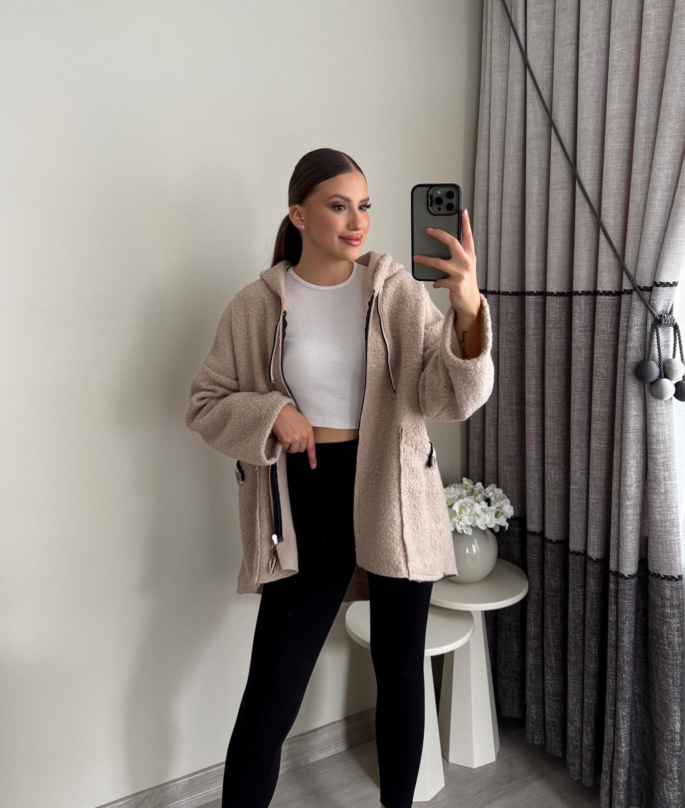 Peluş İp Detay Kaban