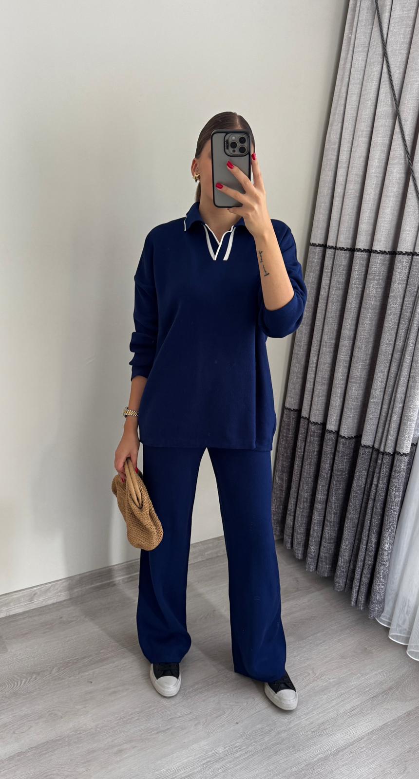 Şerit Detay Triko Takım