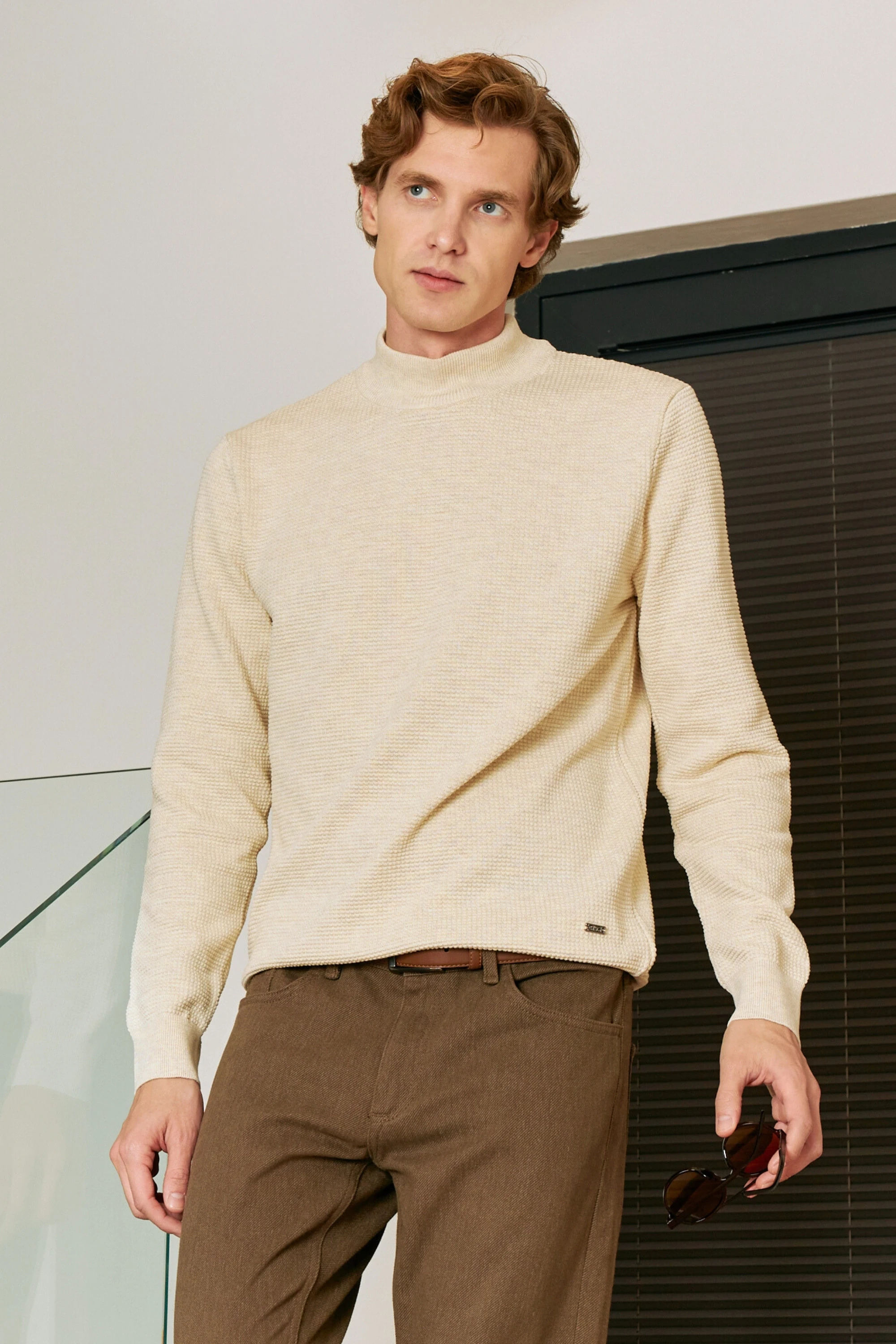 Erkek Fermuarlı Yarım Balıkçı Kazak Triko Kabartmalı Örgü Düz Renk Klasik Kalıp - 5240B