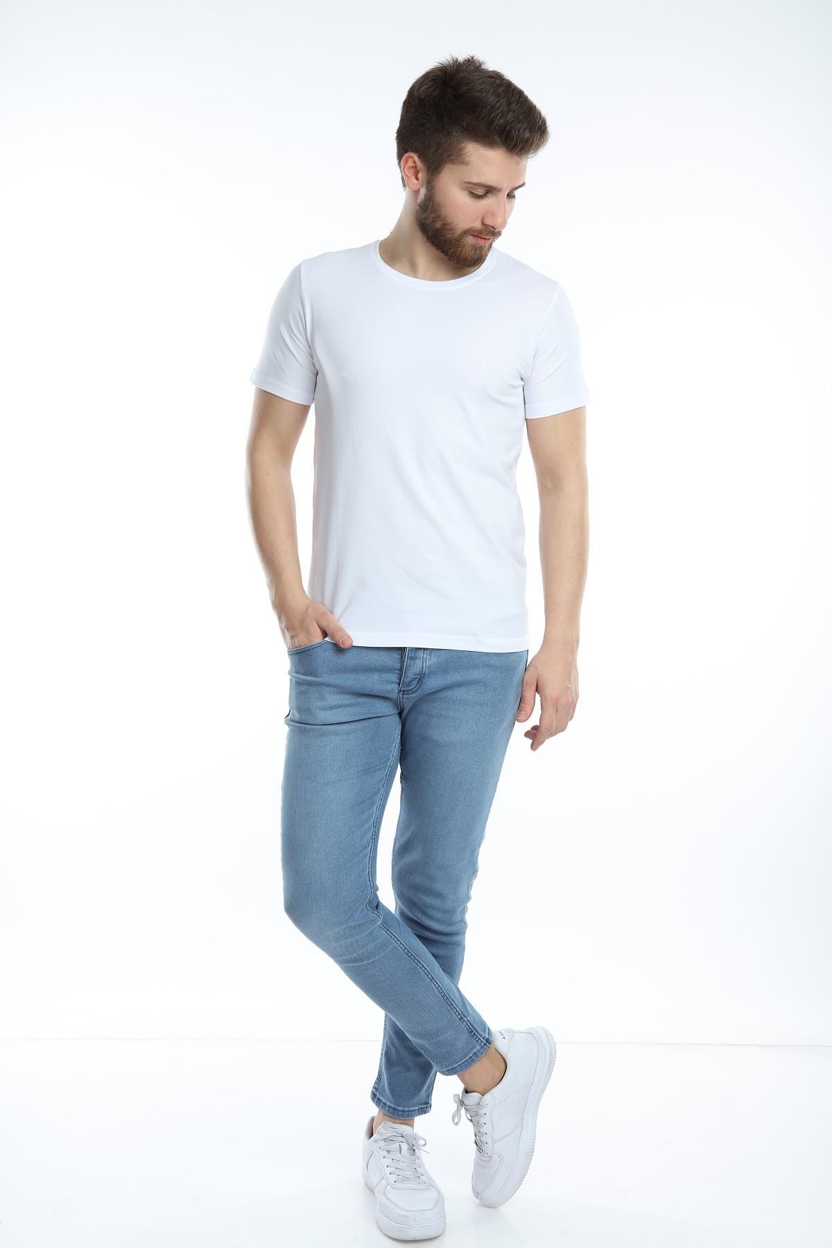 Erkek Bisiklet Yaka Basic Tişört Düz Beyaz Renk Slim Fit