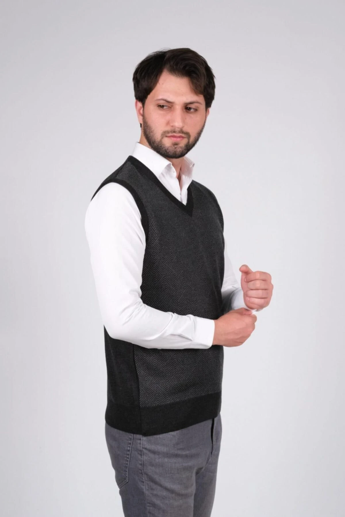 Erkek V Yaka Triko Süveter Desenli Bel Lastikli Dokuma Çelik Örgü