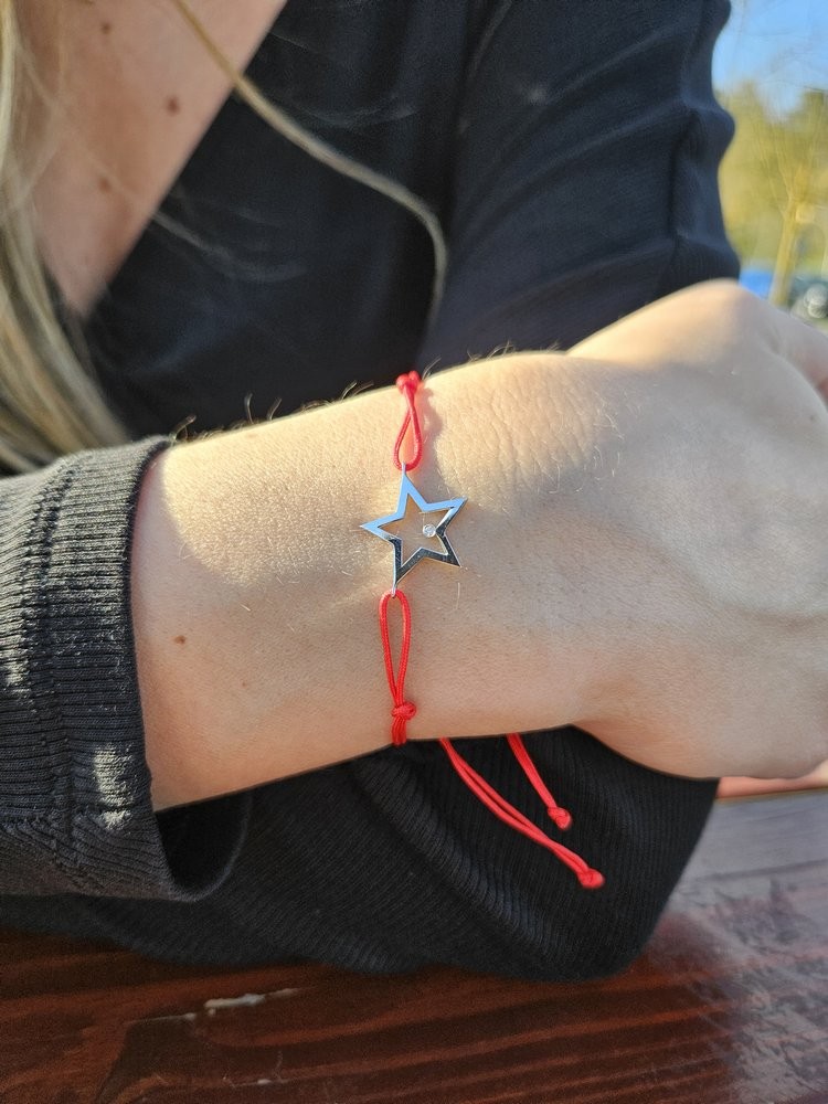 14K Altın 0.01ct Pırlantalı Yıldız Kırmızı İpli Bileklik