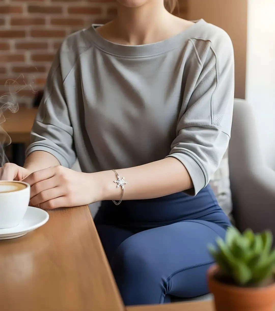 925 Ayar Gümüş 0.01ct Pırlanta Taşlı Kar Tanesi Çift Zincirli Bileklik