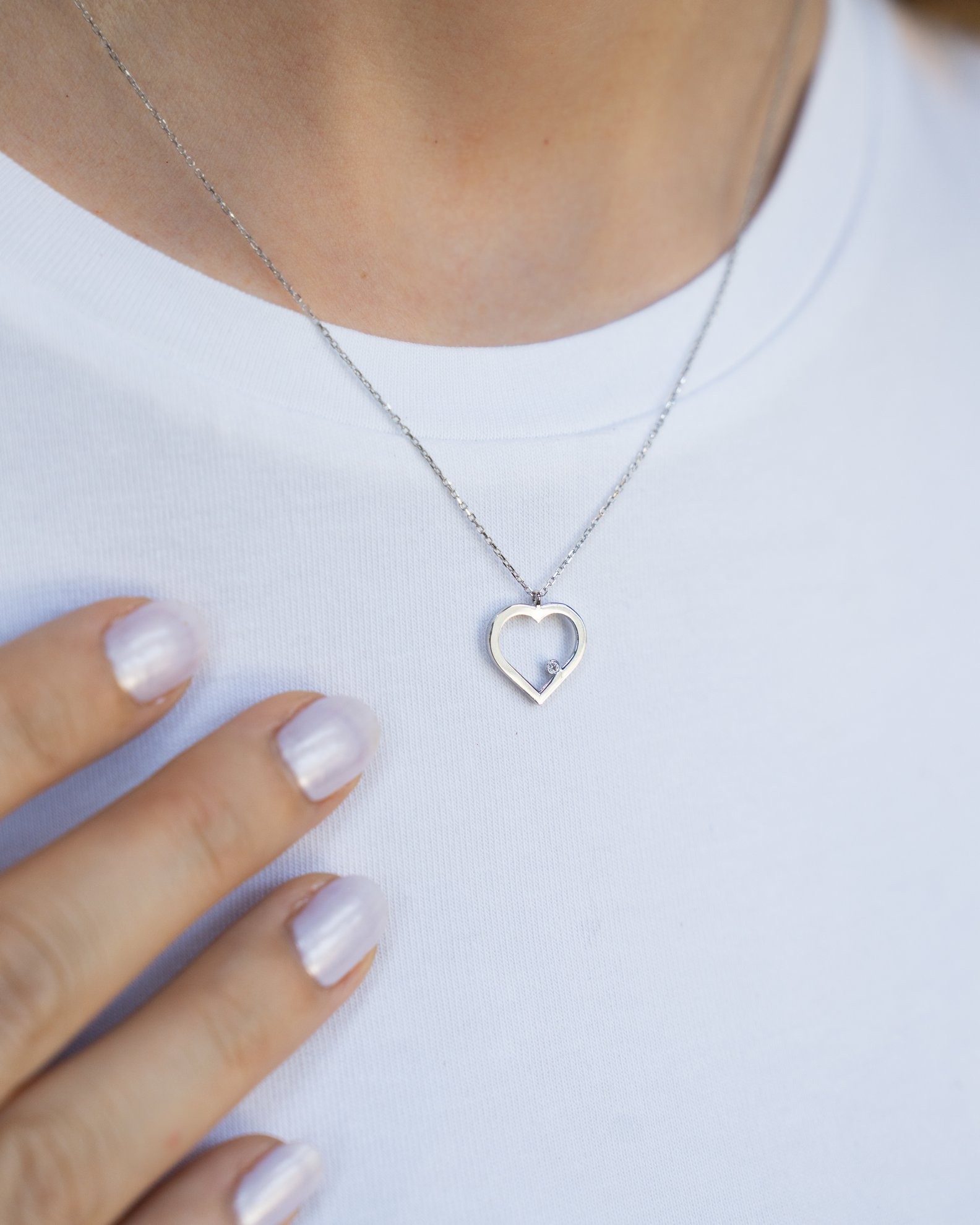 14K Altın 0.01ct Pırlantalı Kalp Kolye
