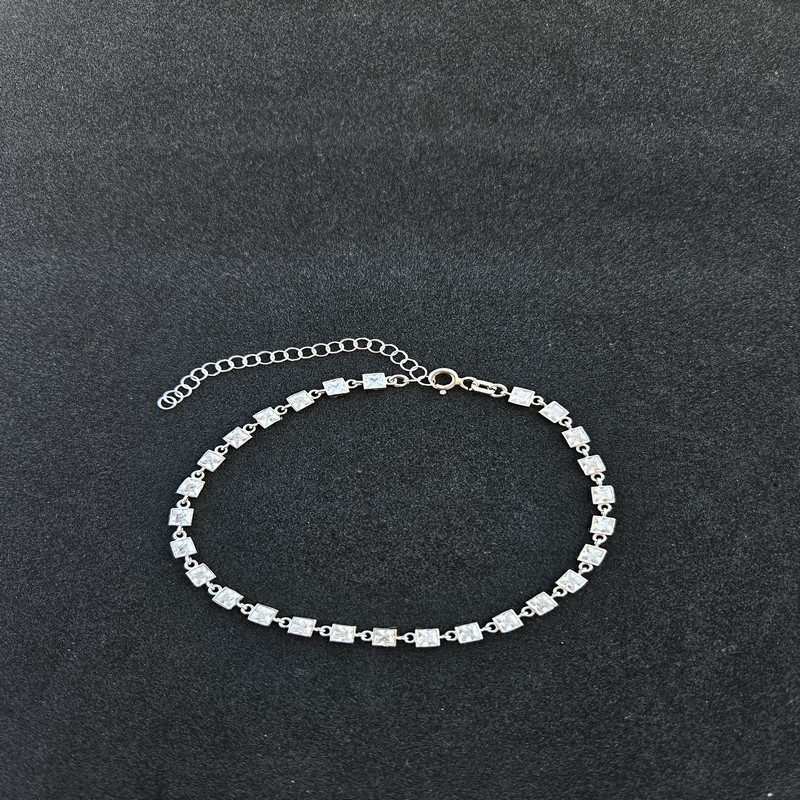 Zarafetin Kare Hali: G&A Jewels 925 Ayar Gümüş Zirkon Taşlı Bileklik