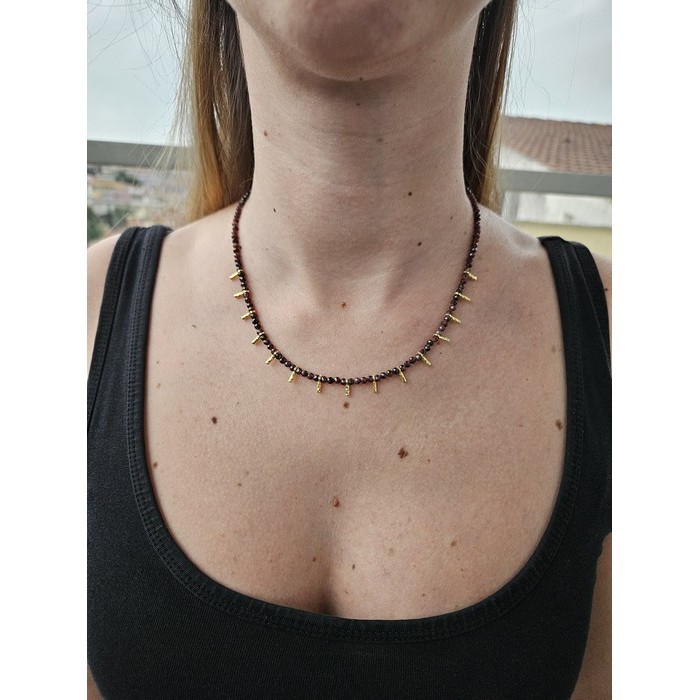 Doğal Garnet Taşlı Kolye | 925 Ayar Gümüş ve Altın Kaplama Charm Detaylı | Kadınlar İçin Şık Doğal Taş Kolye, Harika Bir Hediye