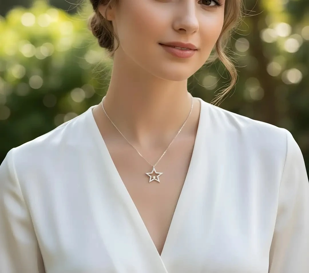 925 Ayar Gümüş 0.01ct Pırlanta Taşlı Yıldız Kolye