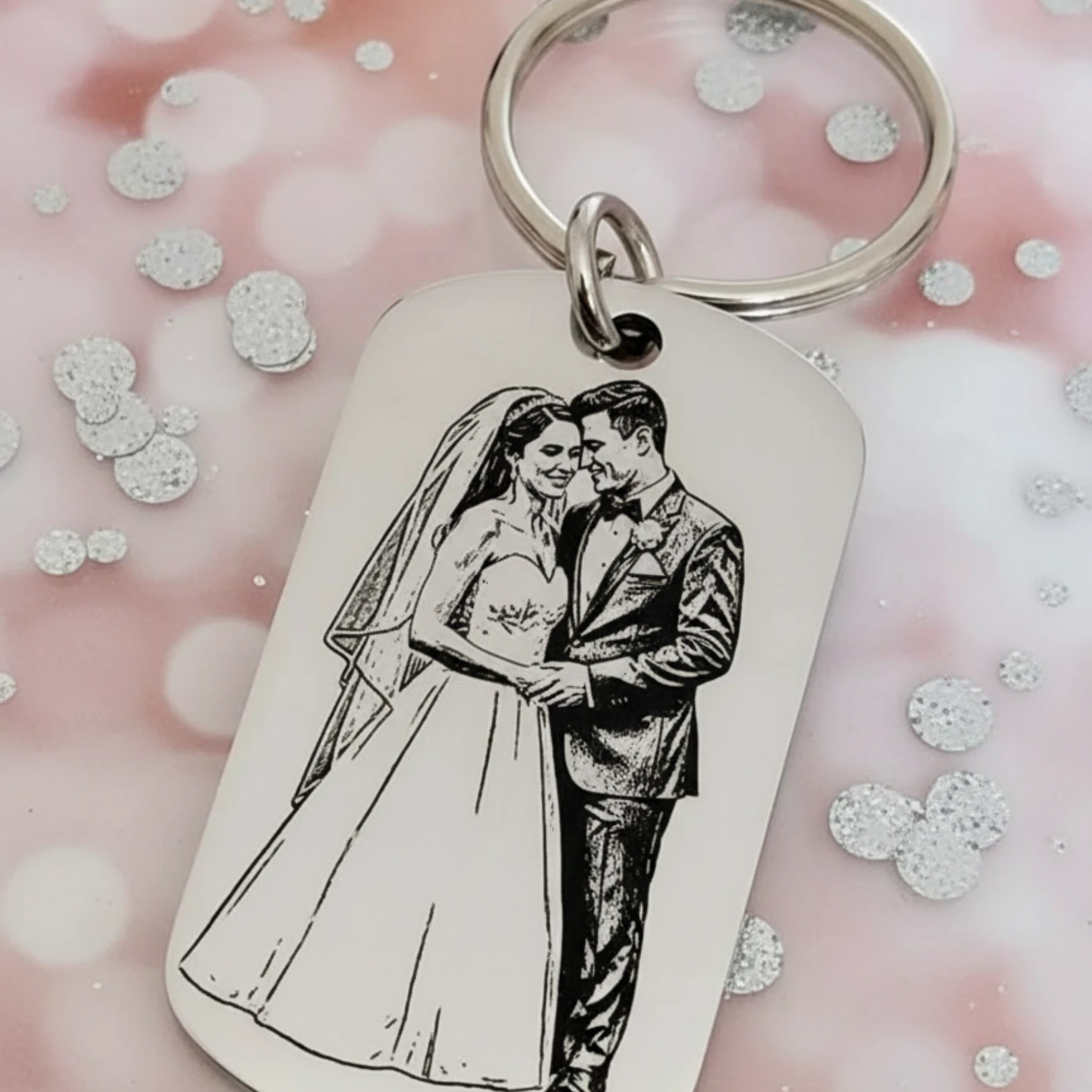 Kendi Fotoğrafınızdan Çizgisel Karikatürize Anahtarlık