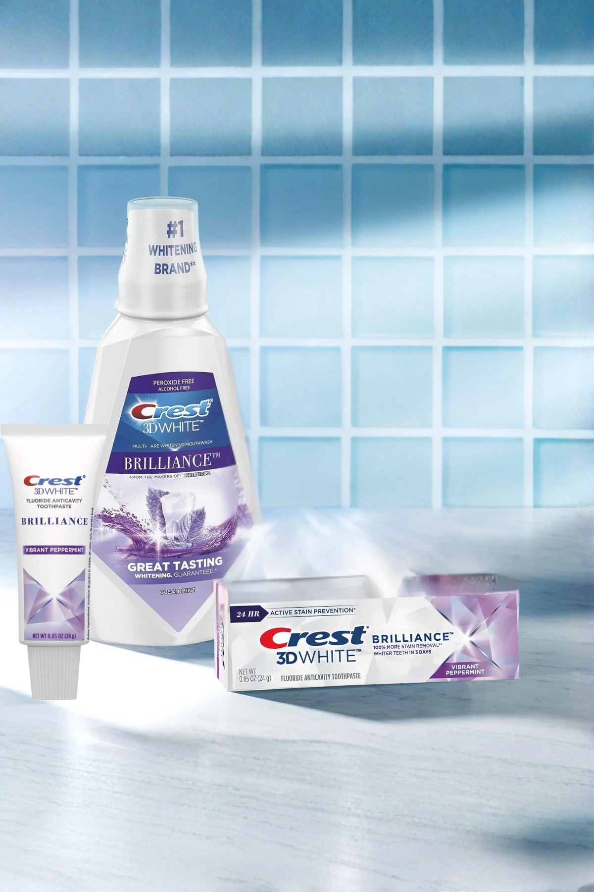 Crest 3D White Brilliance (Alkolsüz) Gargara 1 Litre + Seyehat Boy Crest 3D White Brilliance Diş Macunu Hediye