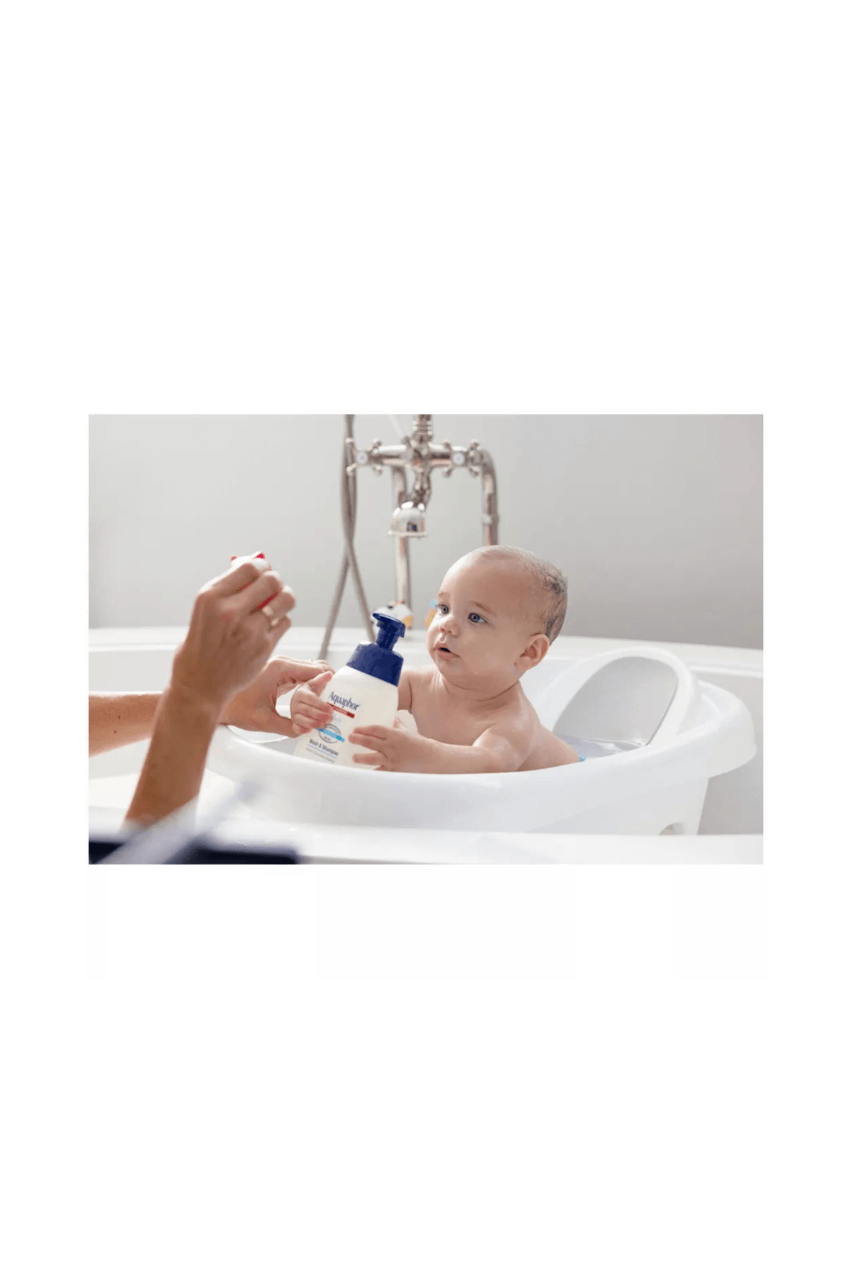 Aquaphor Baby Cleansing (Hassas Cildi İçin Göz Yaşartmayan) Şampuan 16.9 OZ 500ml