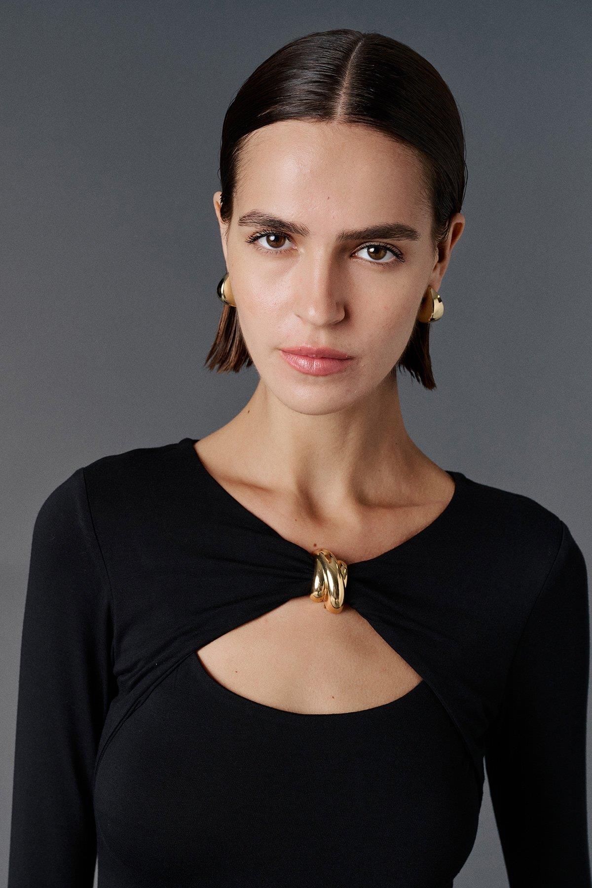 Cut Out detaylı bluz - Premium Edition syh