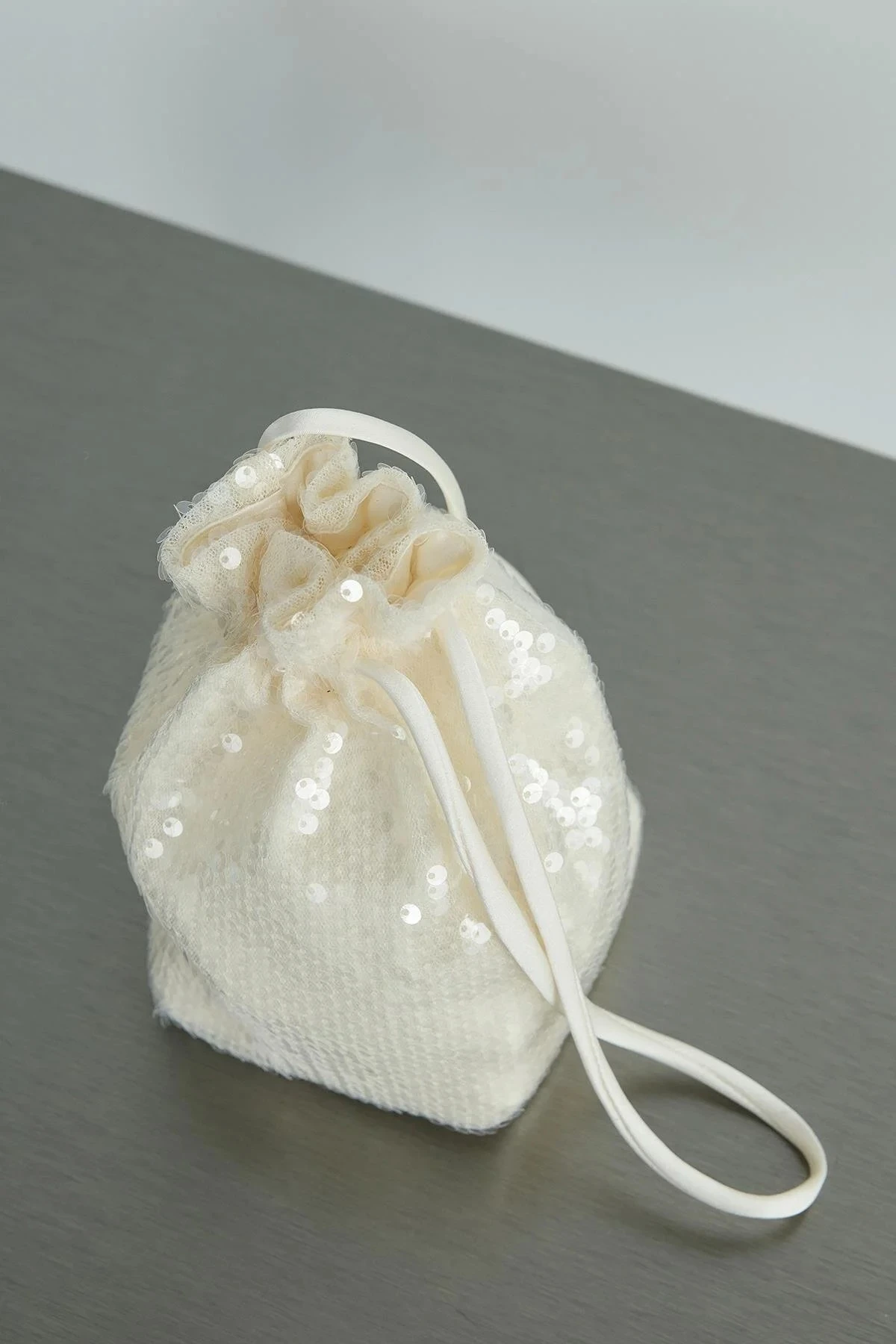 Ekru Payetli Mini Kese Çanta